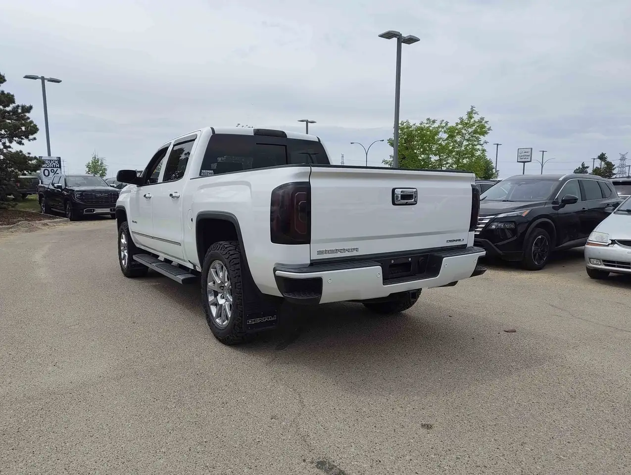 GMC Sierra 1500 снимка GMC Sierra 1500