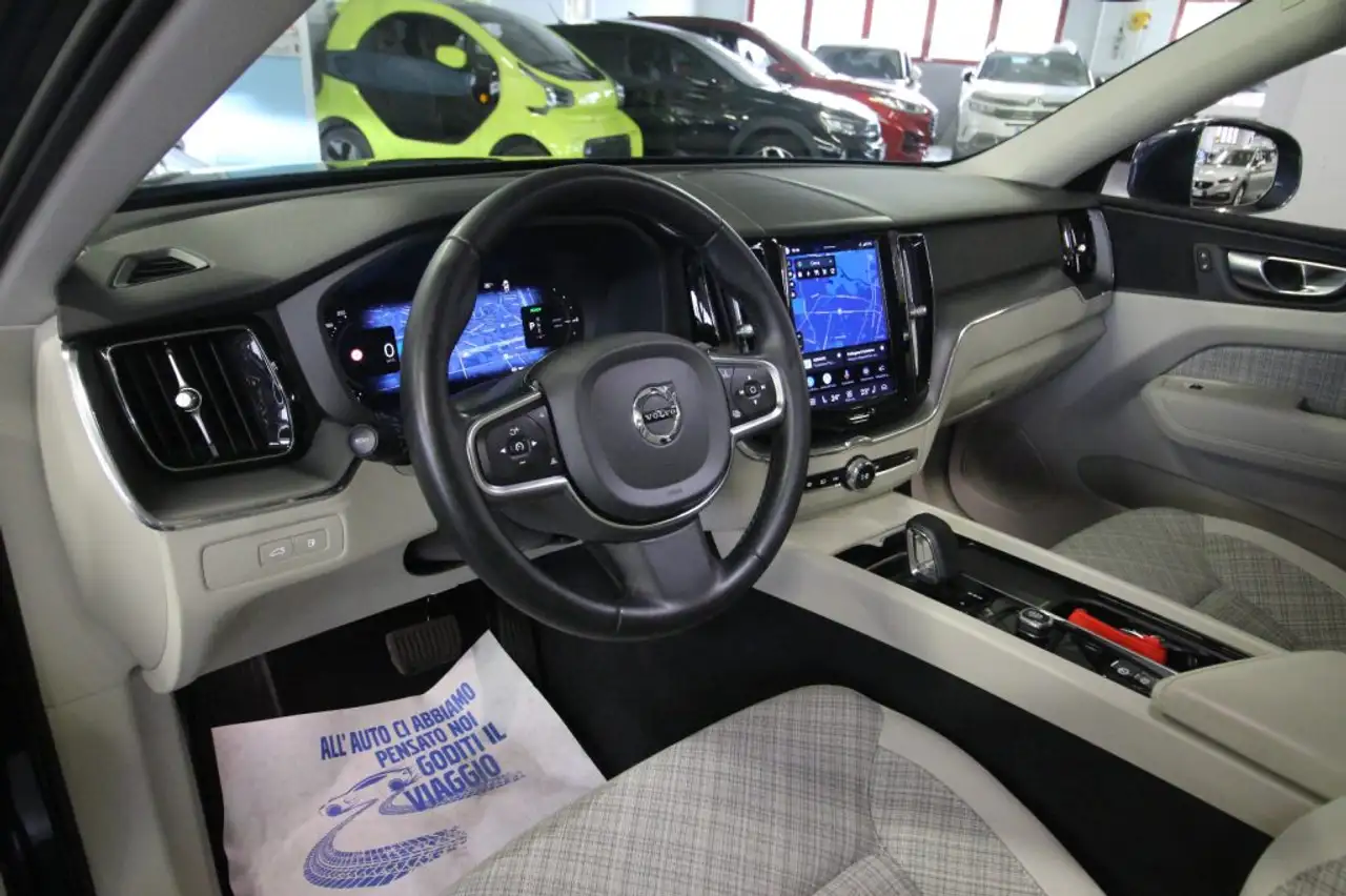 Volvo XC60 T6 Recharge Plug-in Hybrid AWD automatico Core, миниатюра 7