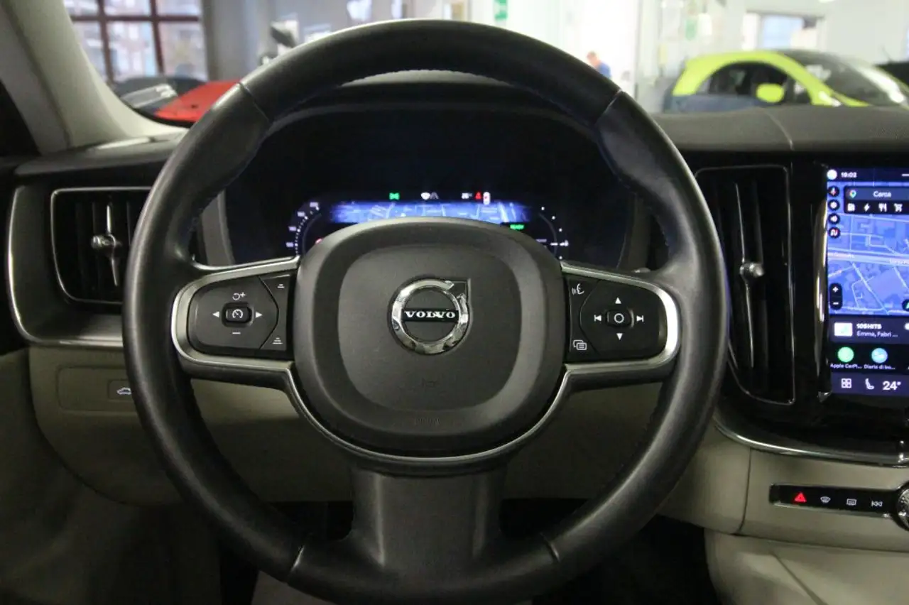 Volvo XC60 T6 Recharge Plug-in Hybrid AWD automatico Core, миниатюра 13
