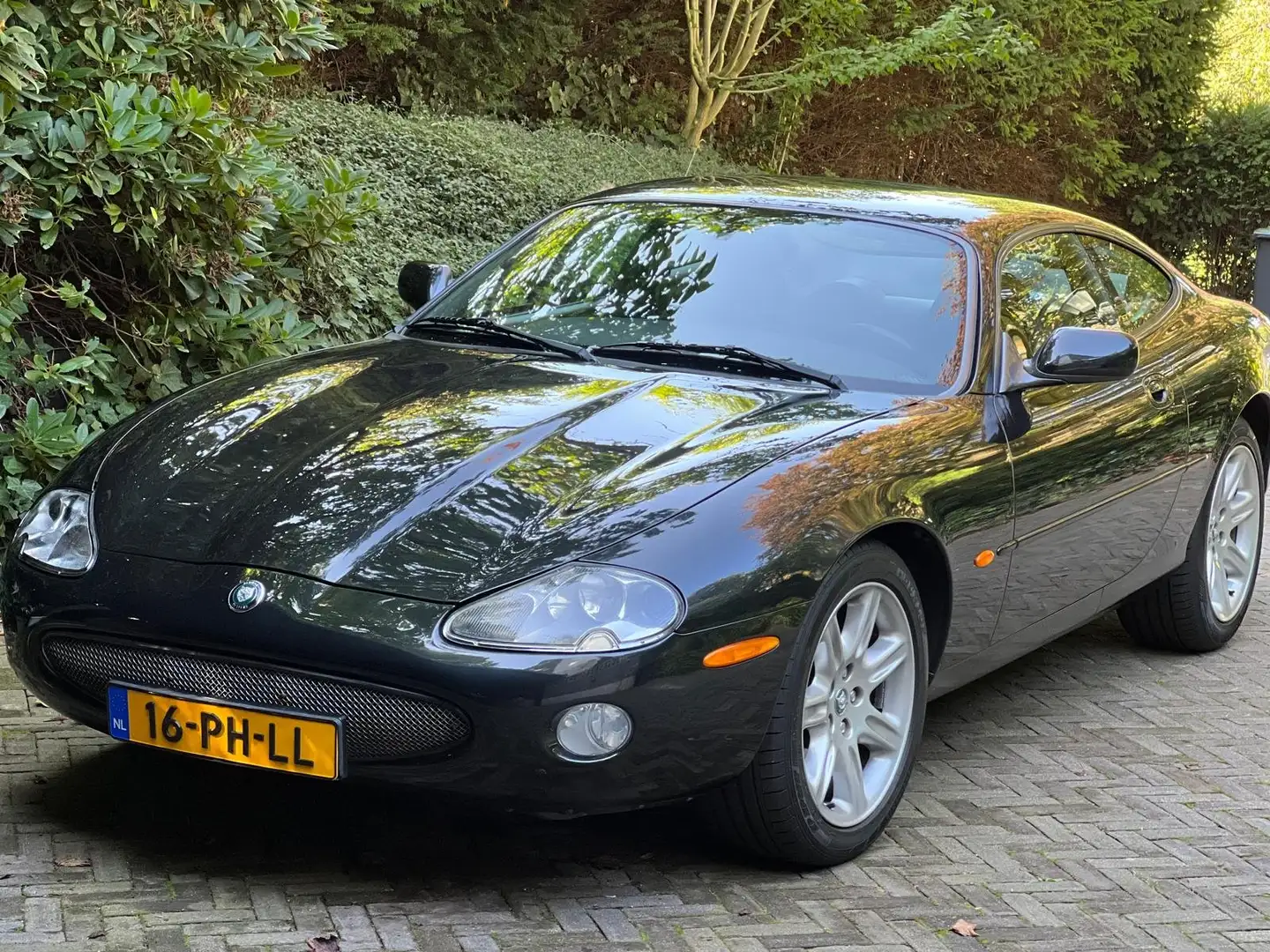 Jaguar XKR XKR 4.0 V8 Coupé Zwart - 1
