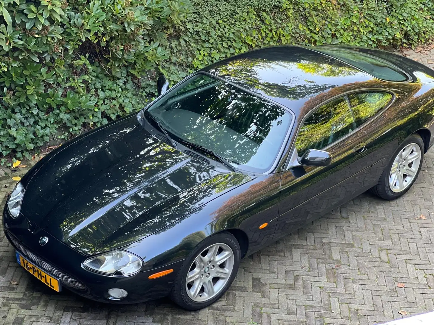 Jaguar XKR XKR 4.0 V8 Coupé Zwart - 2