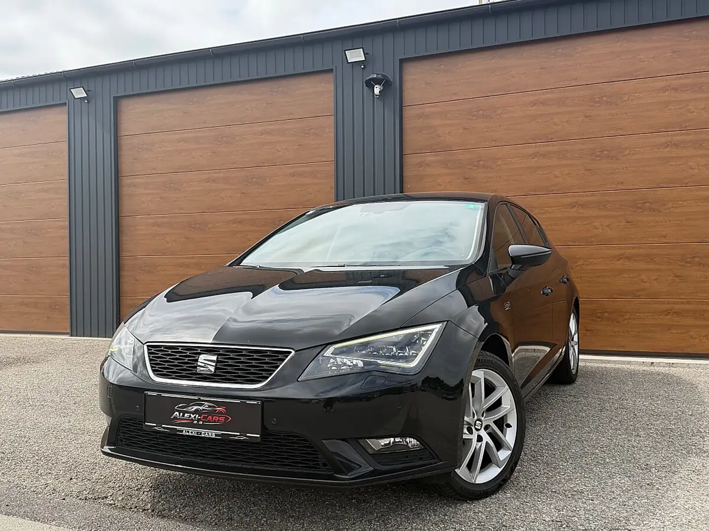 SEAT Leon 1 Besitz  Executive 1,6 TDI Schwarz - 2