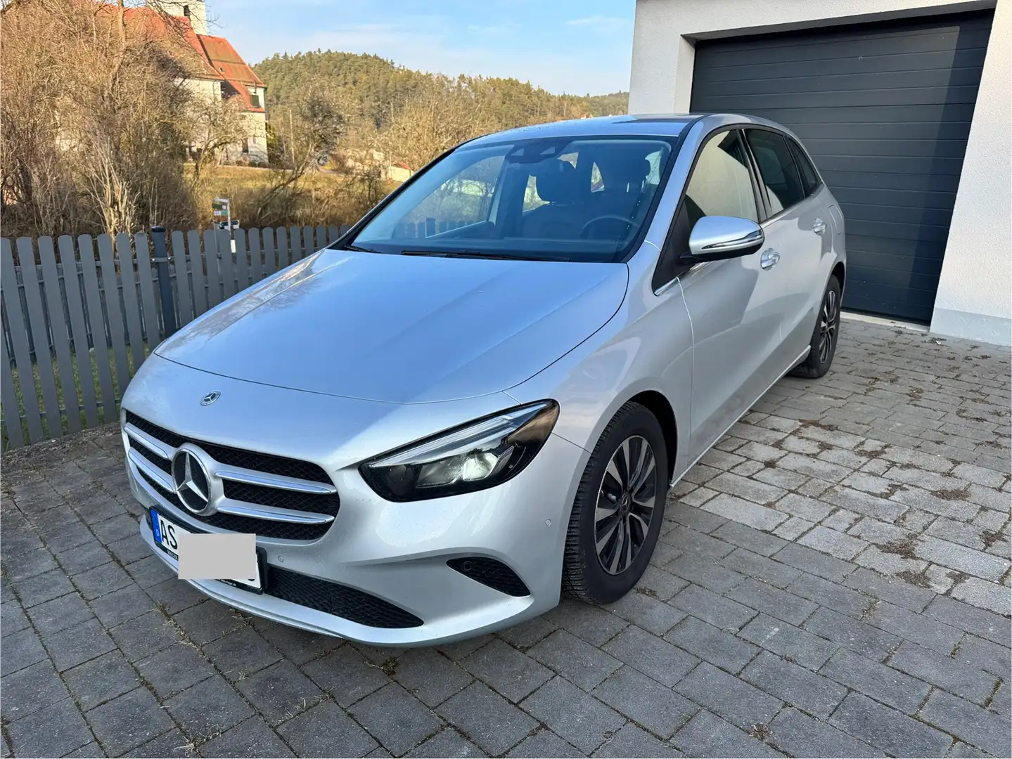 Mercedes-Benz B 180 B 180 (247.084) Szürke - 1