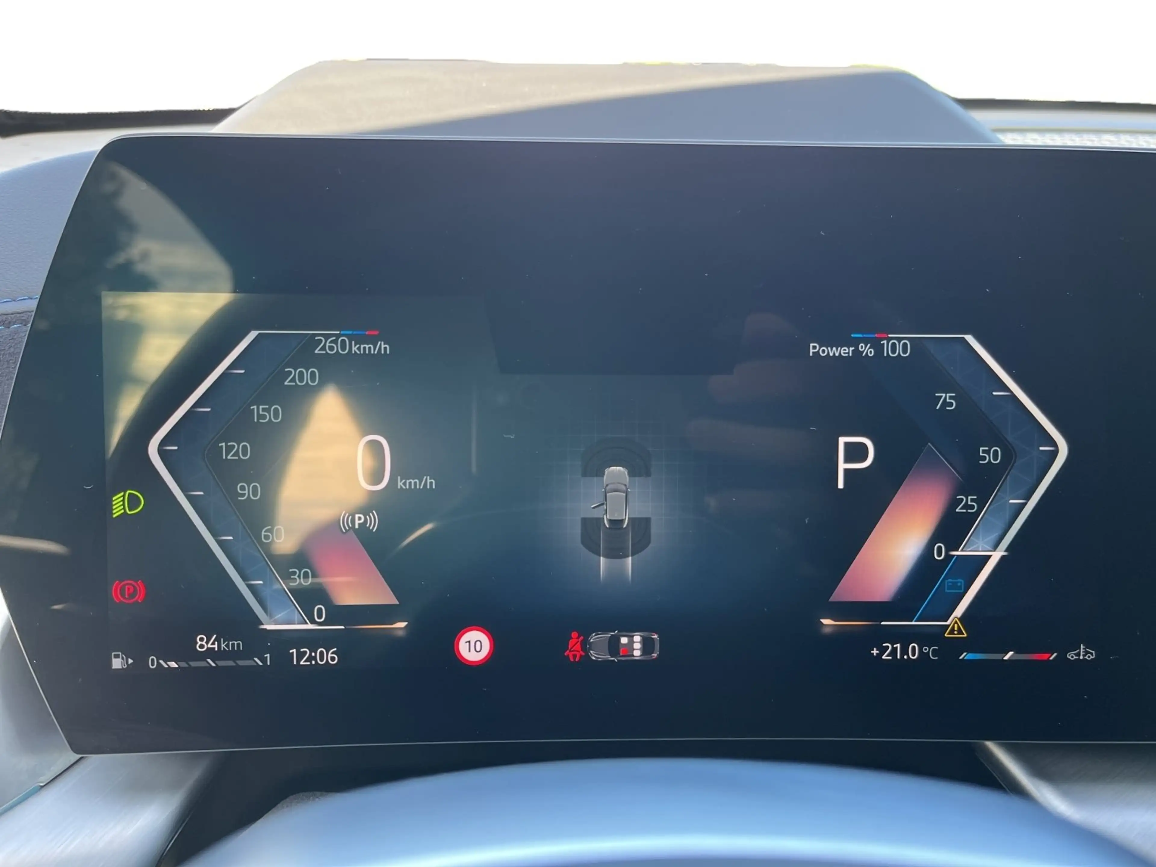 BMW X2 sDrive20i AHK 360° HEAD-UP RFK HIFI LED SHZ — photo 15