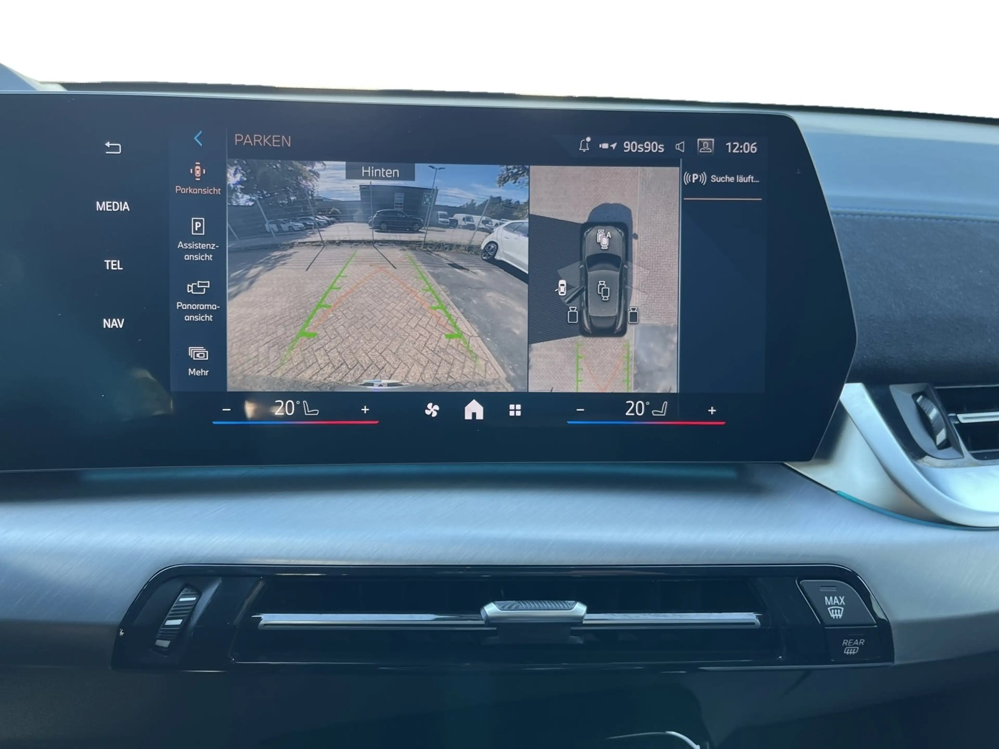 BMW X2 sDrive20i AHK 360° HEAD-UP RFK HIFI LED SHZ — photo 12