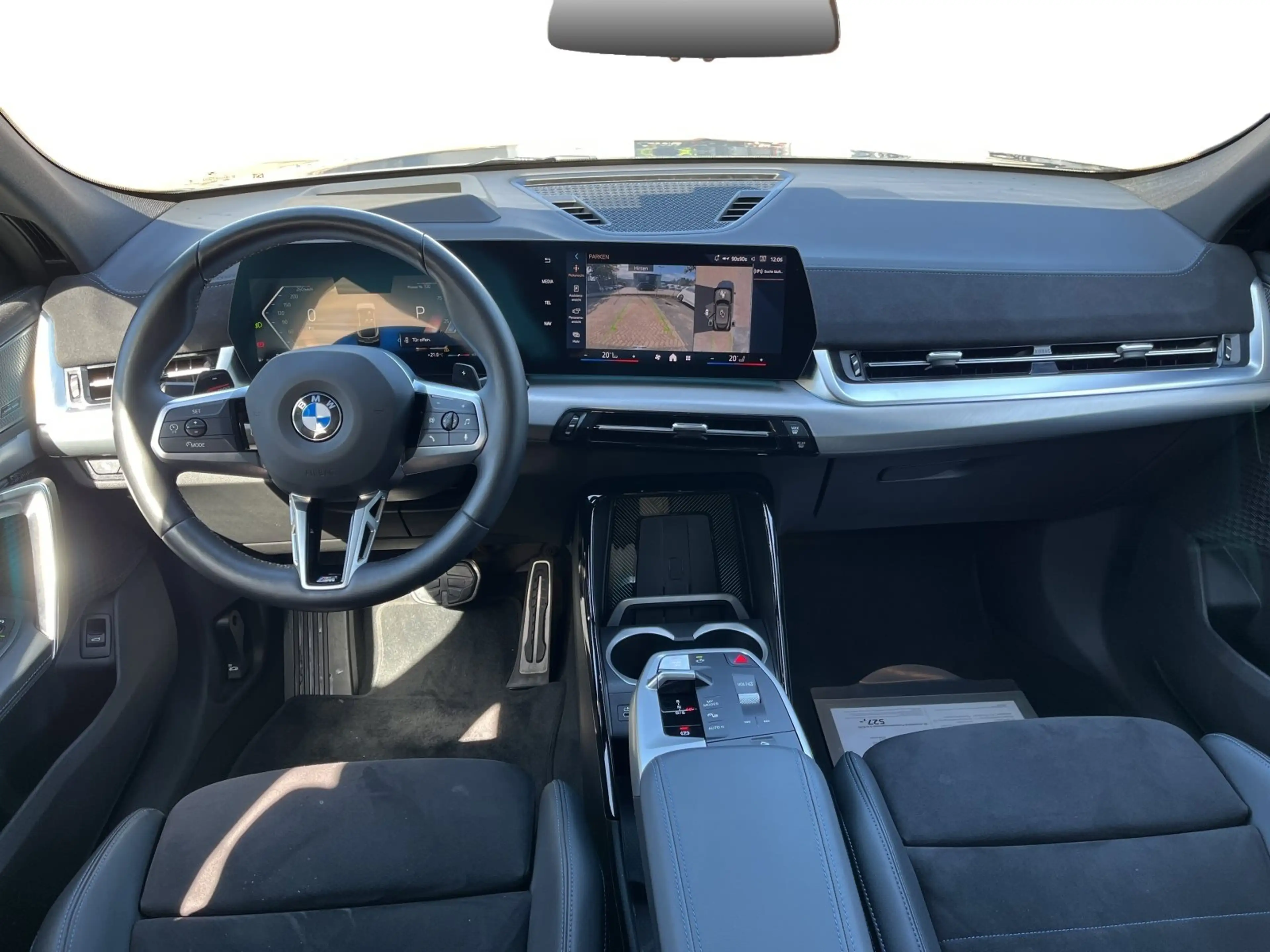 BMW X2 sDrive20i AHK 360° HEAD-UP RFK HIFI LED SHZ — photo 10