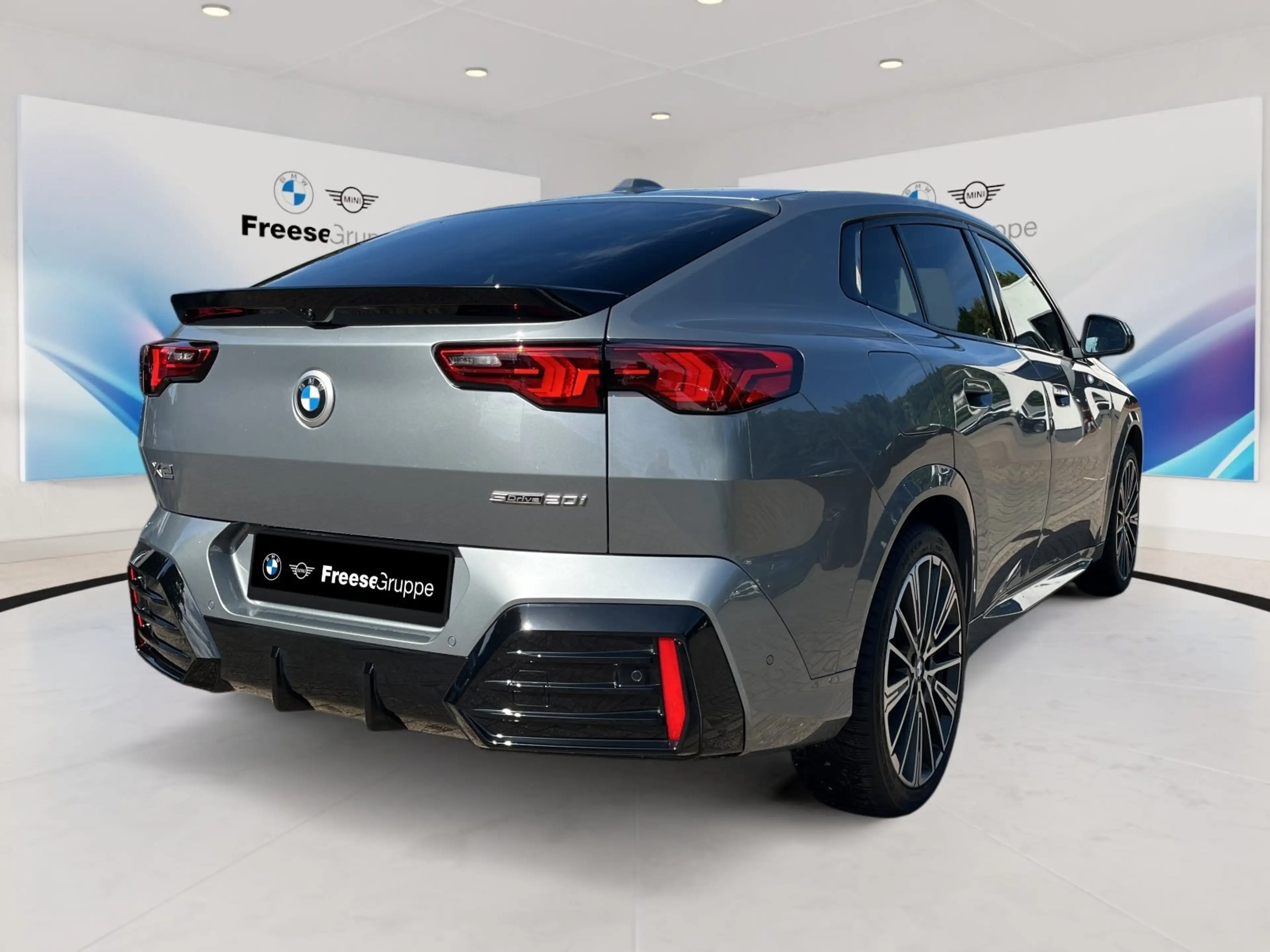 BMW X2 sDrive20i AHK 360° HEAD-UP RFK HIFI LED SHZ — photo 6