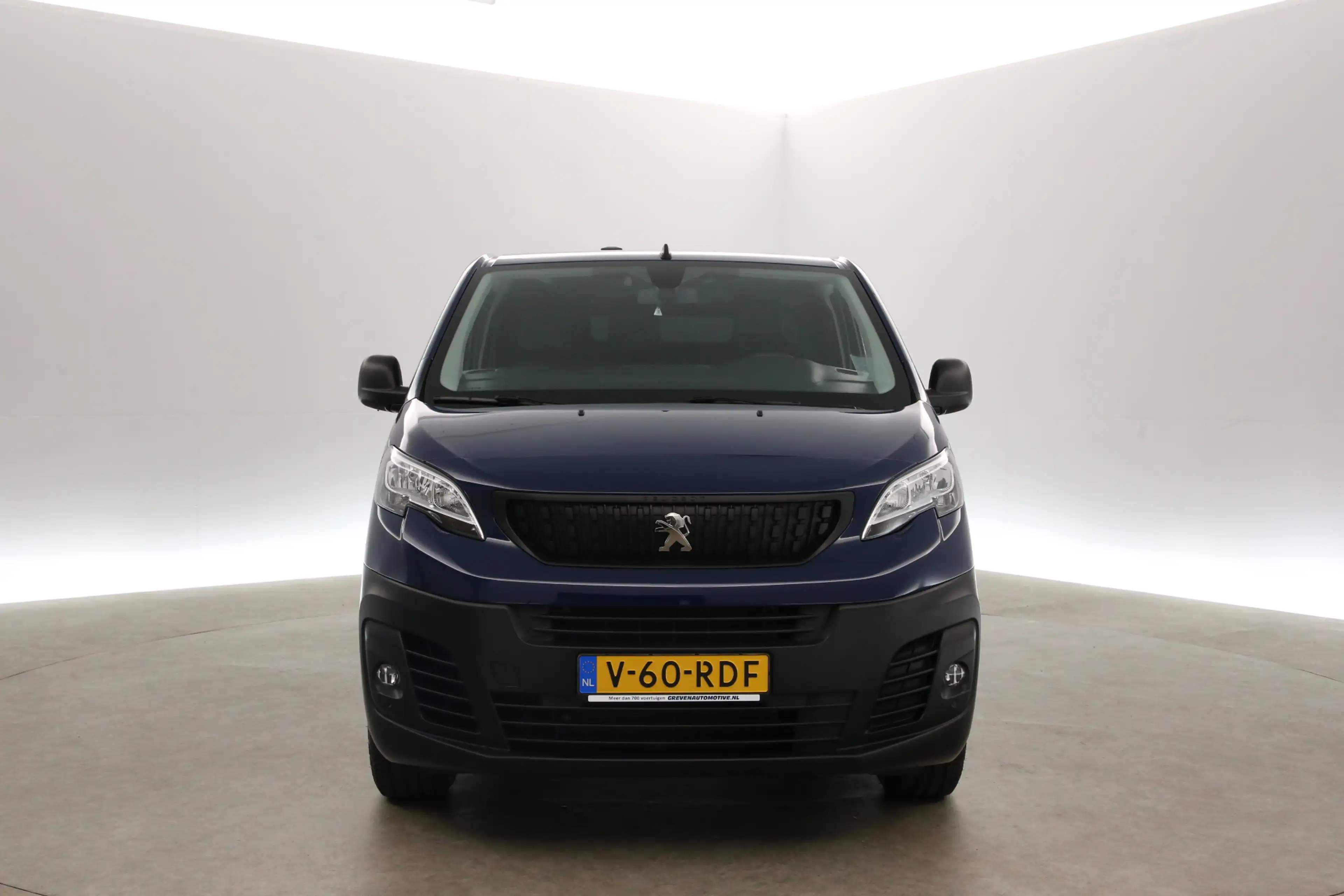 Citroen Jumpy e-Jumpy Peugeot e-Expert 75 kWh L2H1 Long Range | — photo 8