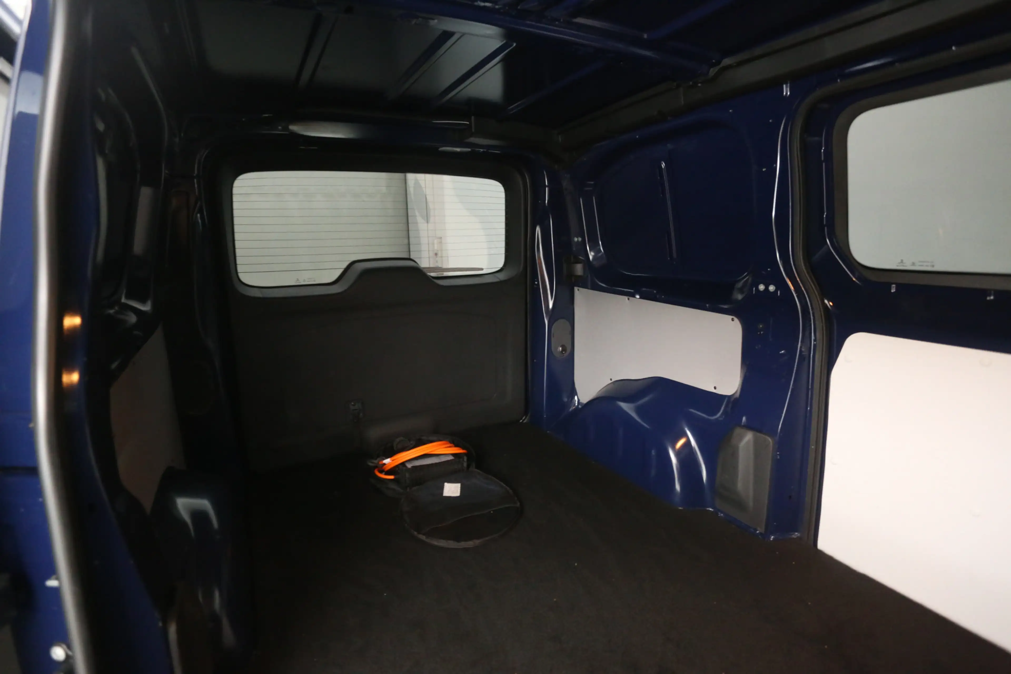 Citroen Jumpy e-Jumpy Peugeot e-Expert 75 kWh L2H1 Long Range | — photo 27