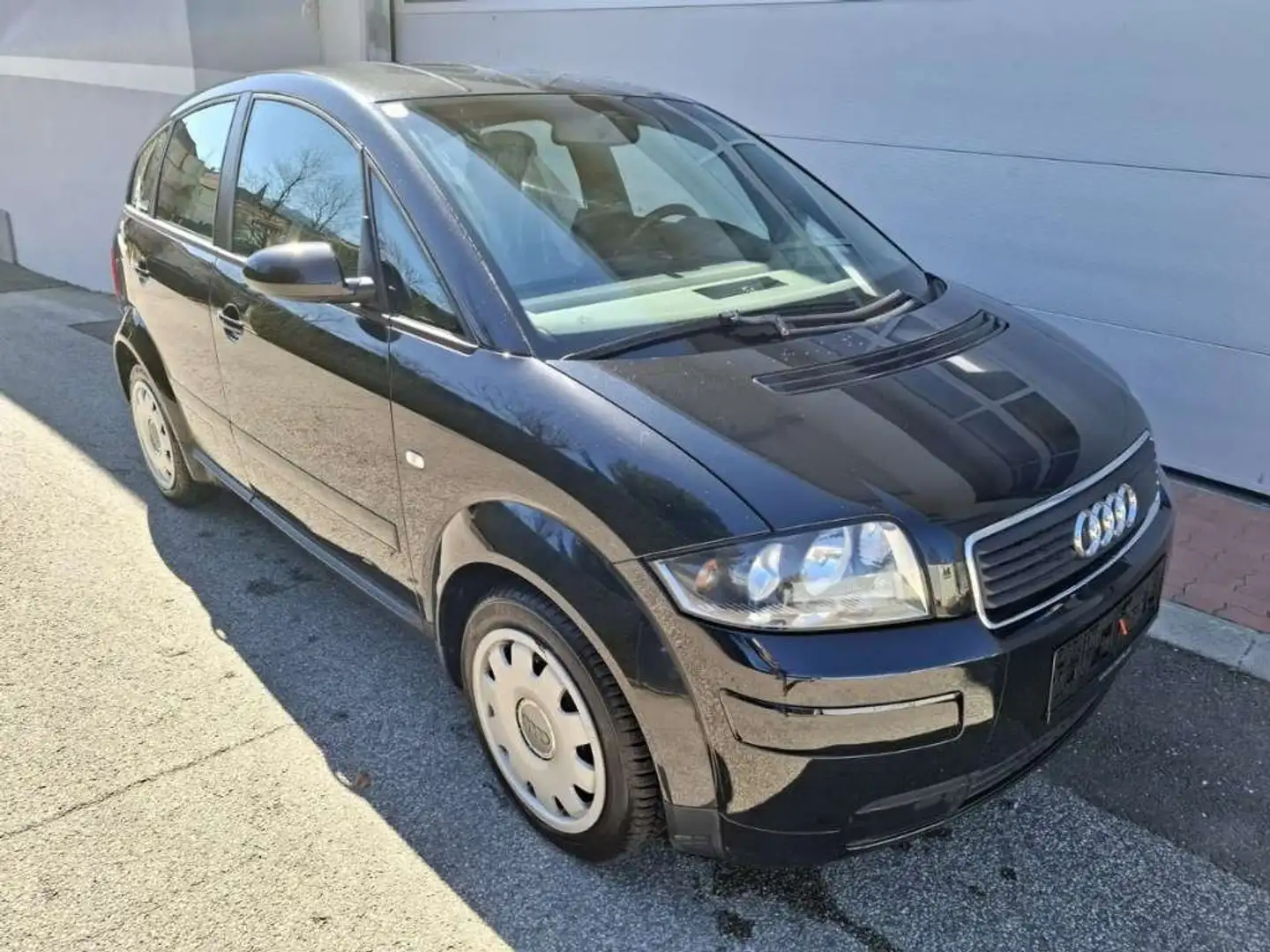 Audi A2 A2 1,4 Xtend TDI Xtend Černá - 1