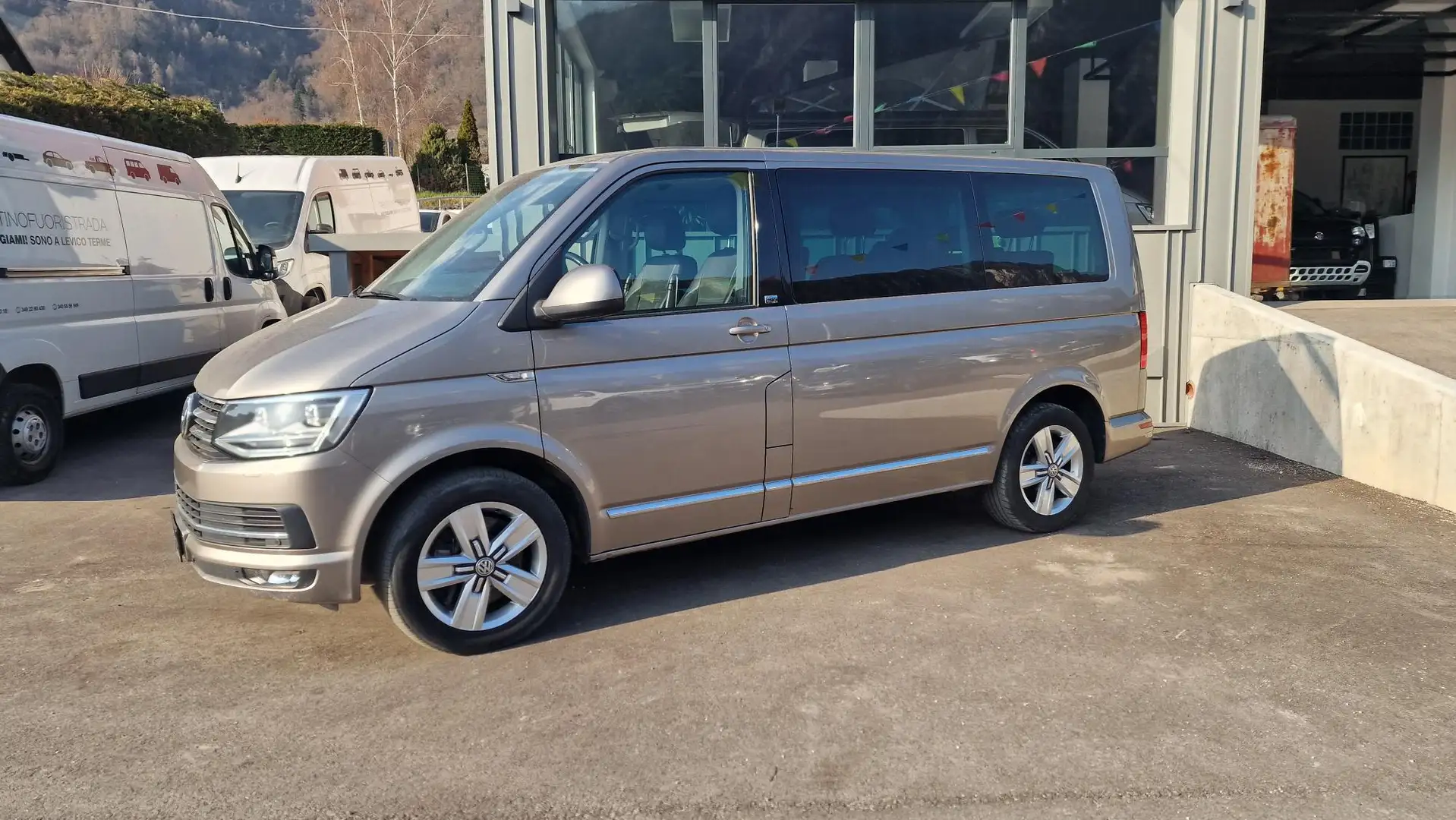 Volkswagen T3 Multivan 2.0 tdi Generation Six 4motion dsg - 2