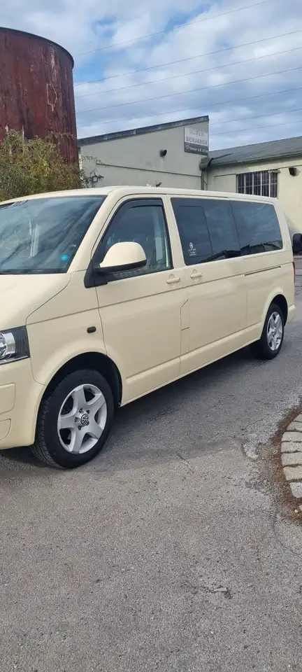 Volkswagen T5 Caravelle