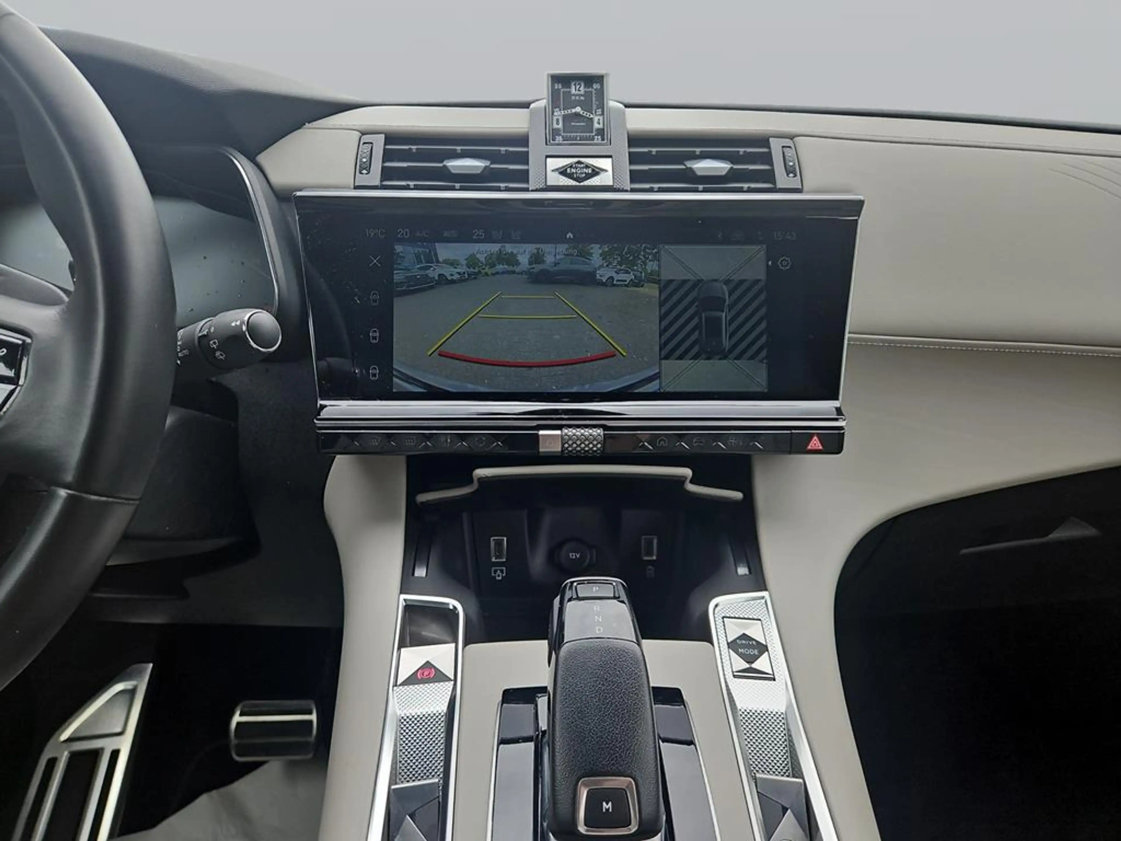 DS Automobiles DS 7 Opera — photo 12