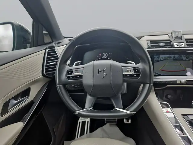 DS Automobiles DS 7 view 13