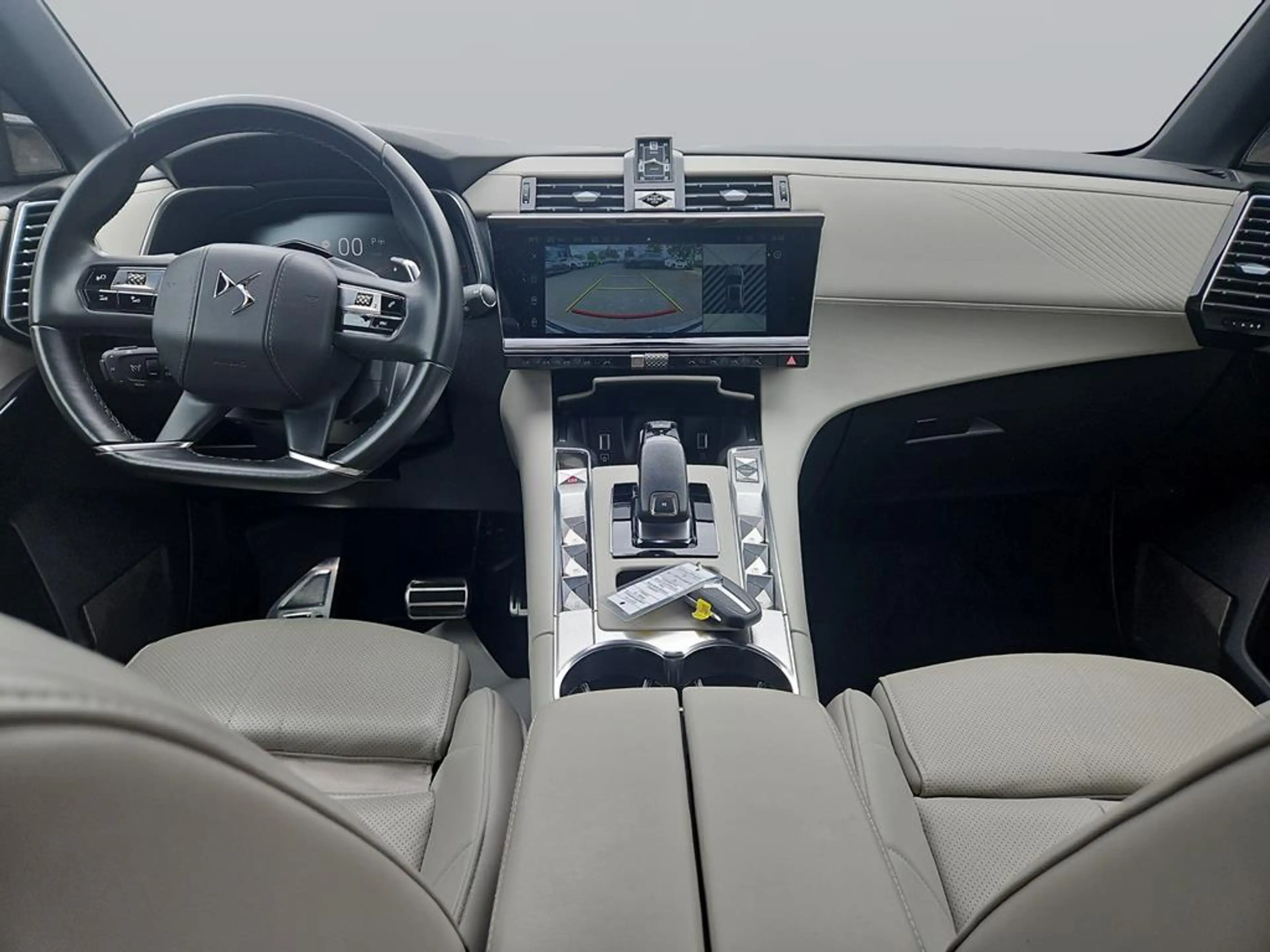 DS Automobiles DS 7 Opera — photo 10