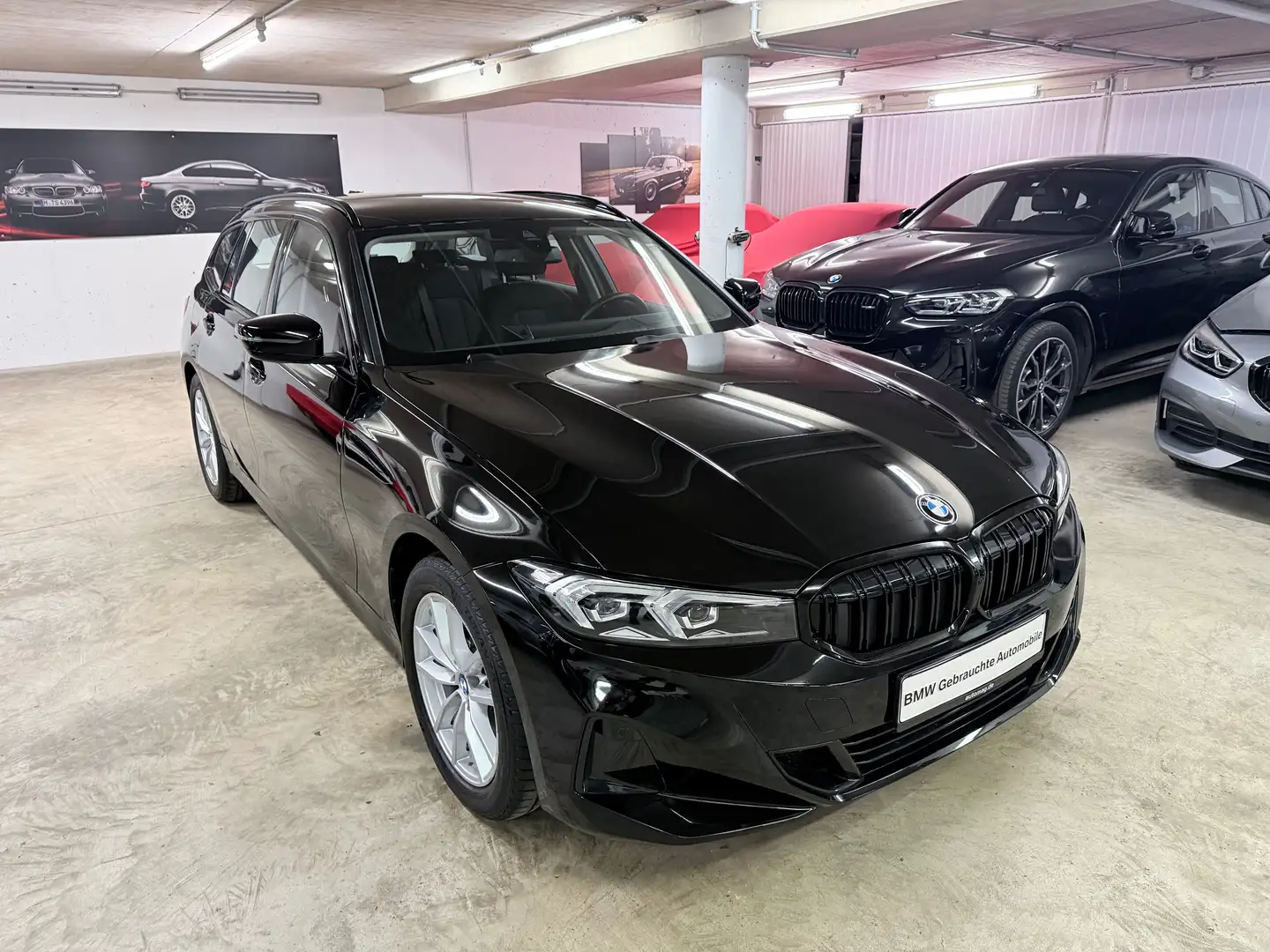 BMW 318 i Aut, HUD, SHZ, BMW Service incl., wie neu,1.HD Noir - 1