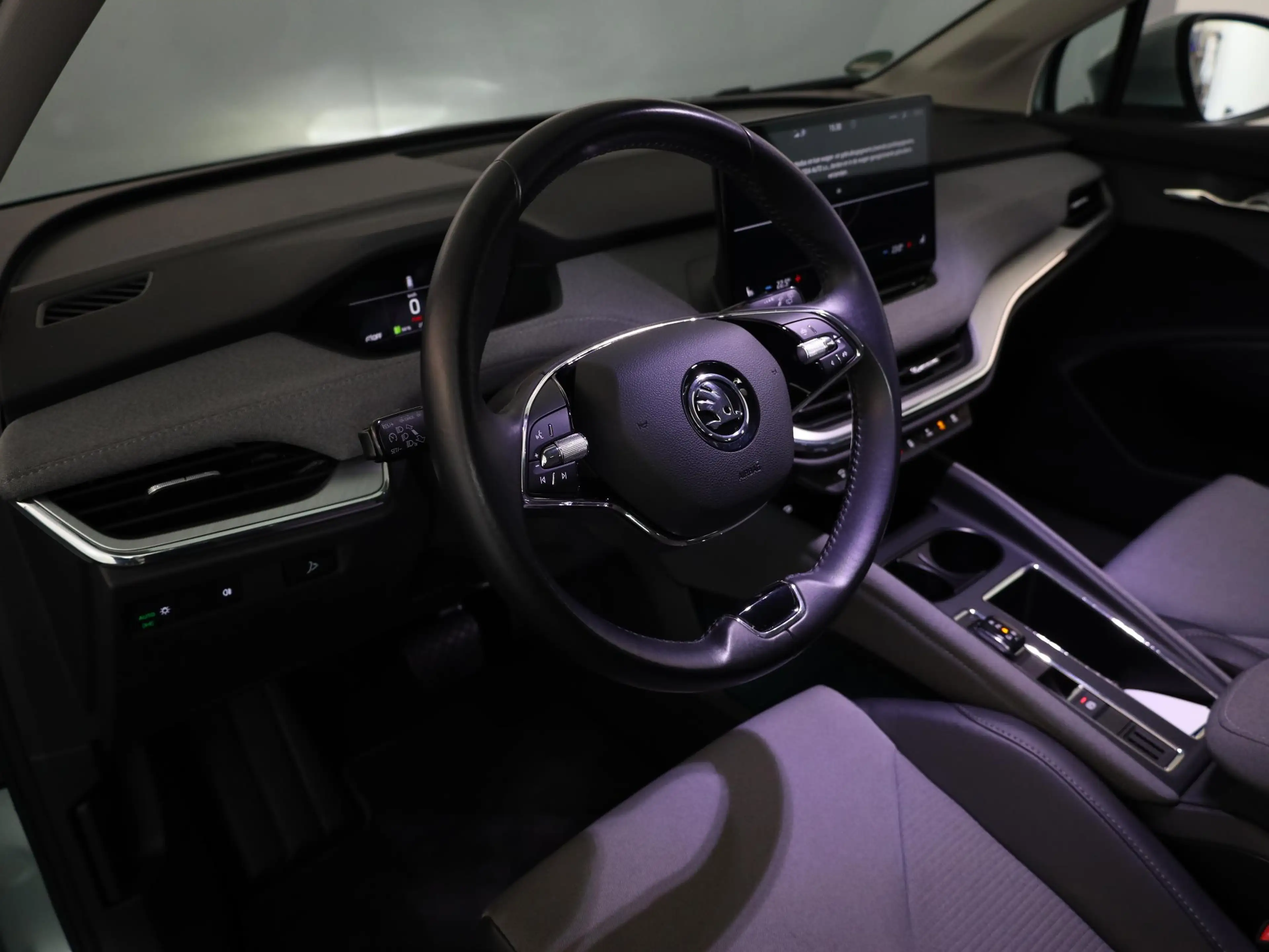 Skoda Enyaq iV 60 180 pk | Navigatie | Parkeersensoren (Park a — photo 8