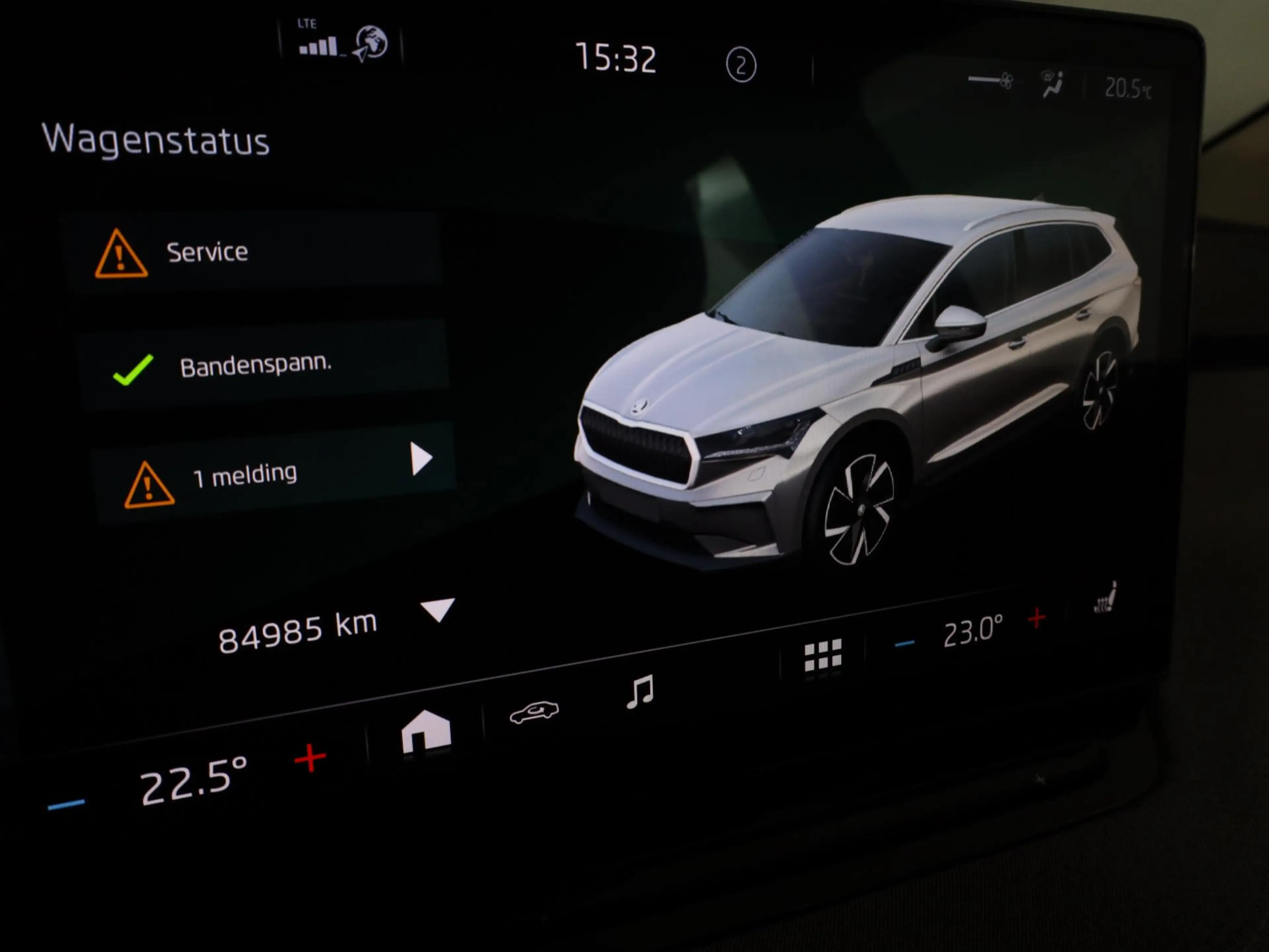 Skoda Enyaq iV 60 180 pk | Navigatie | Parkeersensoren (Park a — photo 12
