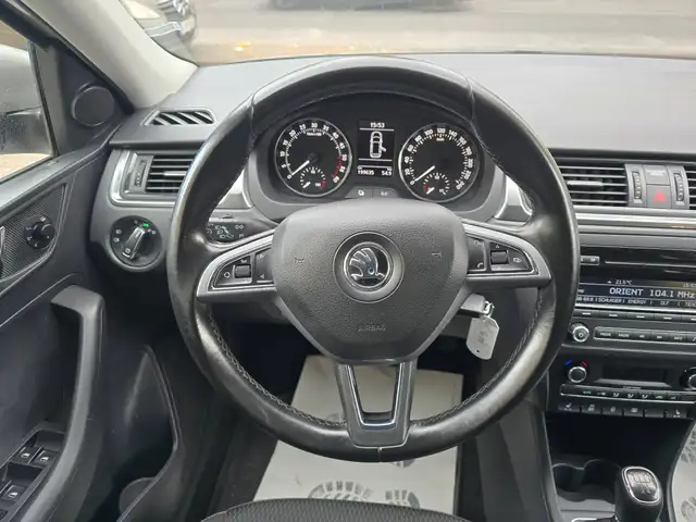 Skoda Rapid view 12