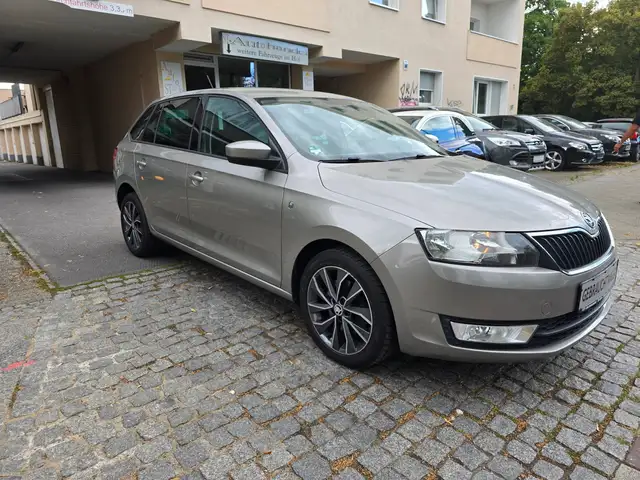 2014 Skoda Rapid in Beige for sale