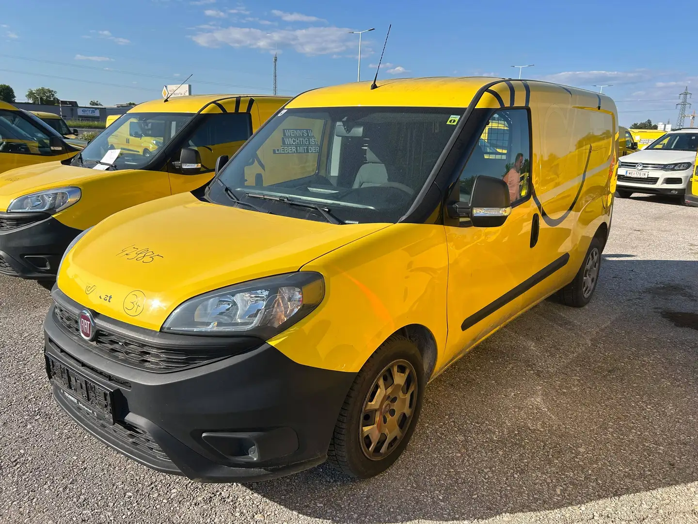 Fiat Doblo Doblo 1,3 MultiJet 95 Easy Maxi Start Gelb - 1