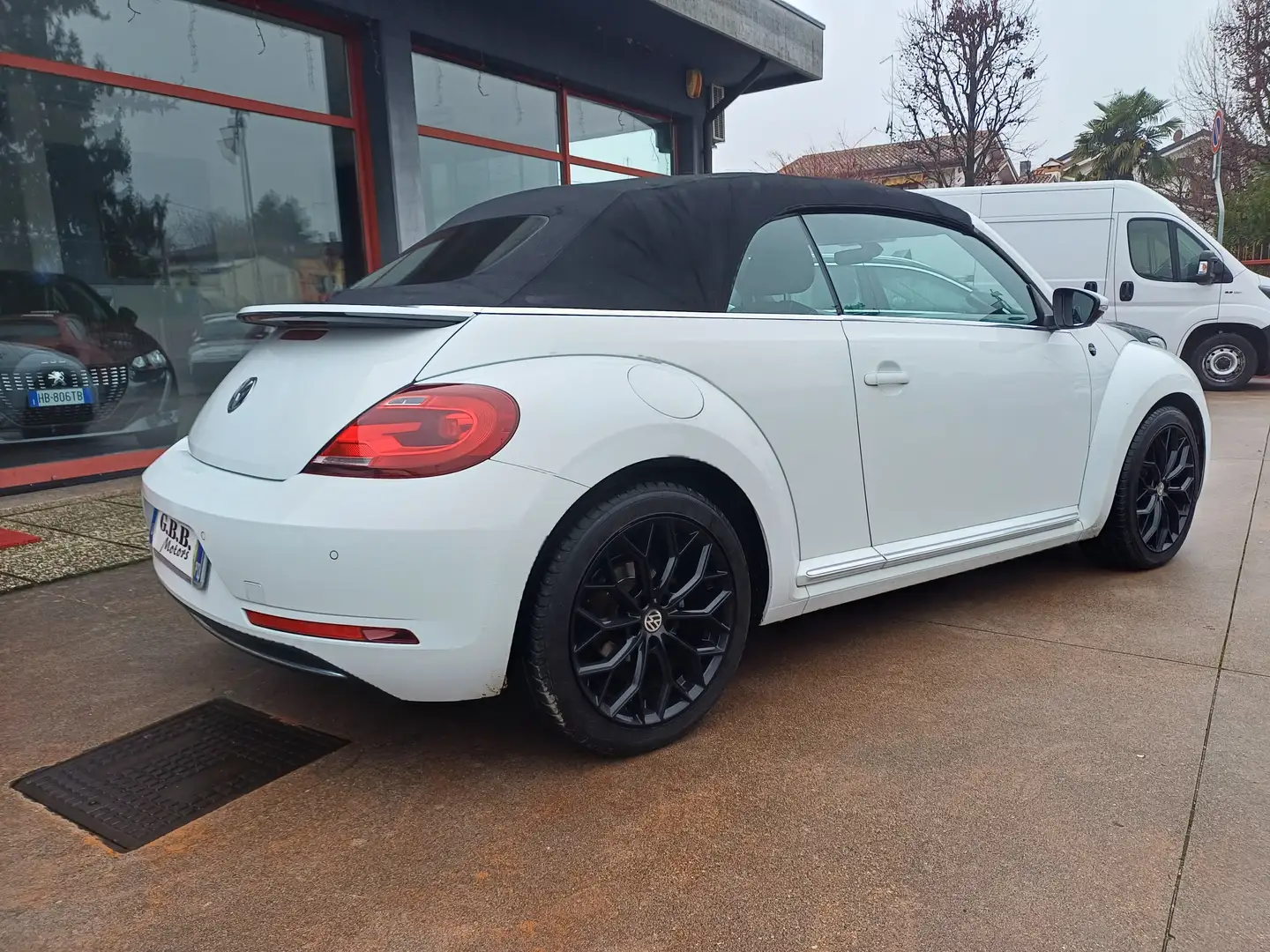 Volkswagen Maggiolino Maggiolino Cabrio 1.2 tsi Design 105cv Blanc - 2