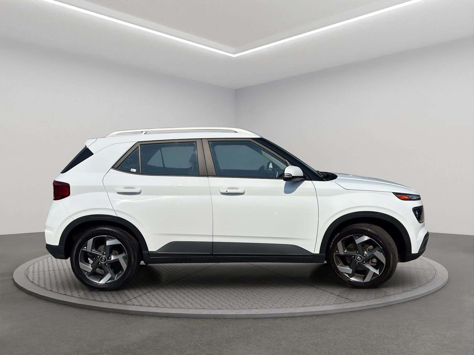 2022 Hyundai Venue Trend IVT — снимка 1