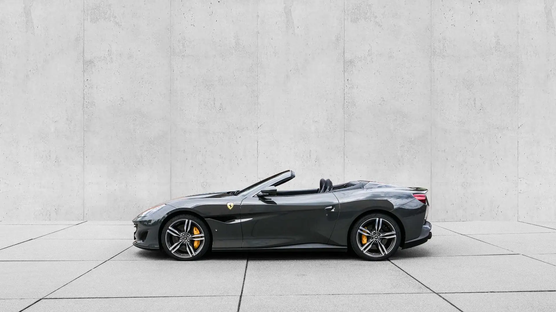 Ferrari Portofino *ADAS*Carbon*LED*Display*MagneRide* siva - 2