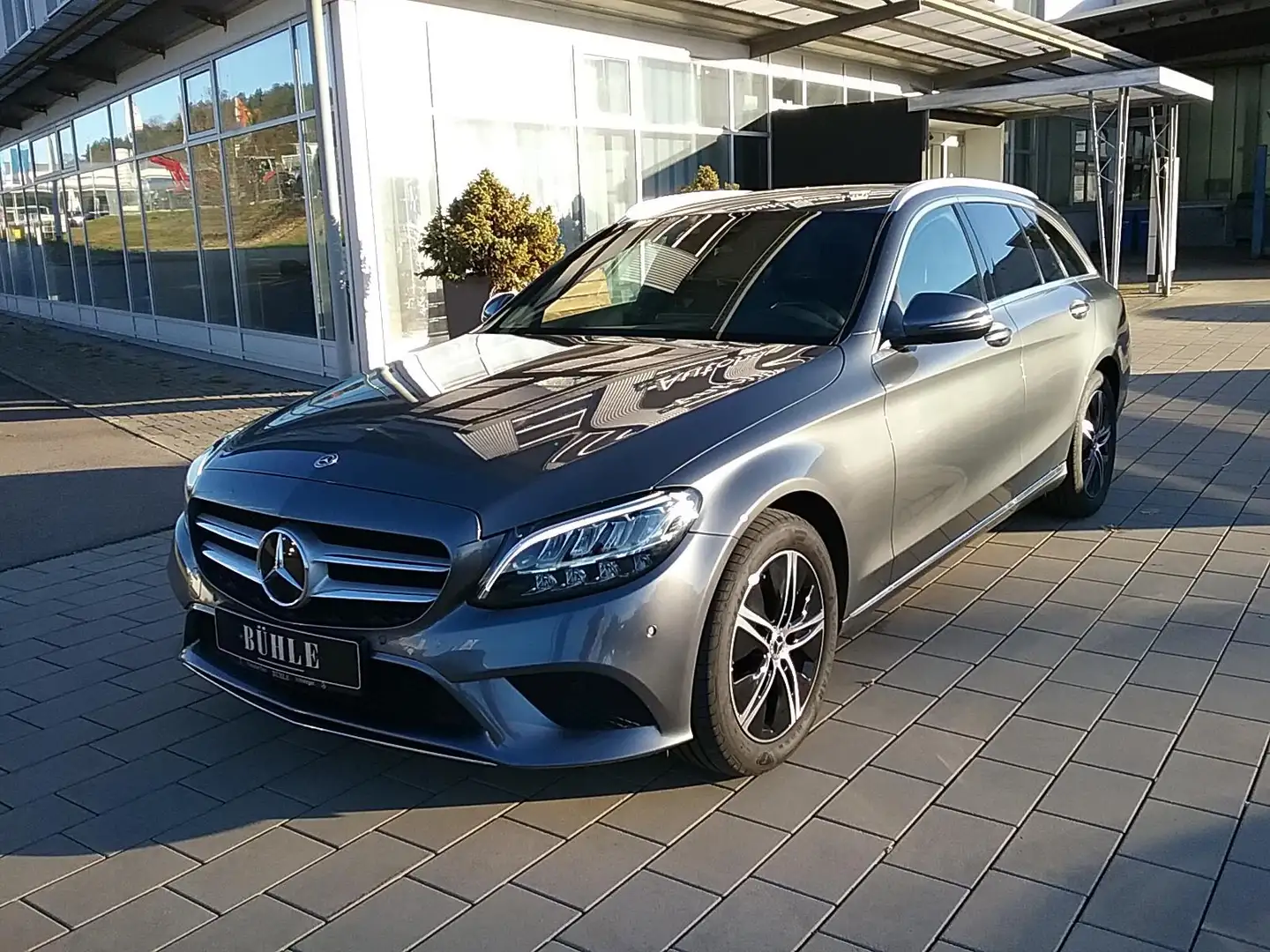 Mercedes-Benz C 200 D T AVANTGARDE+AUTOMATIK+AHK+STANDHEIZ+NAVI+LED+ Gris - 1