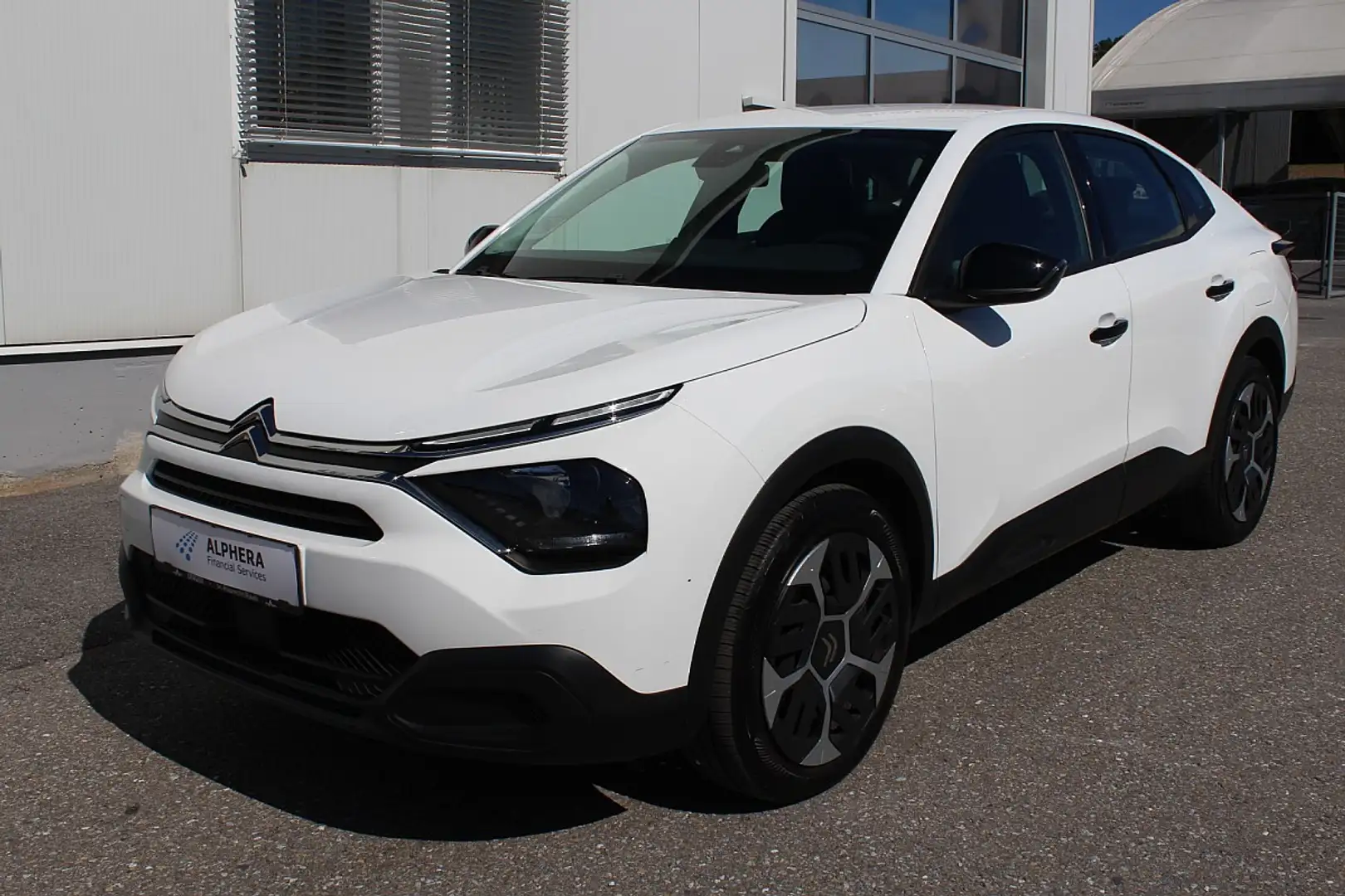 Citroen C4 X PureTech 100 S&S 6-Gang-Manuell You Weiß - 1