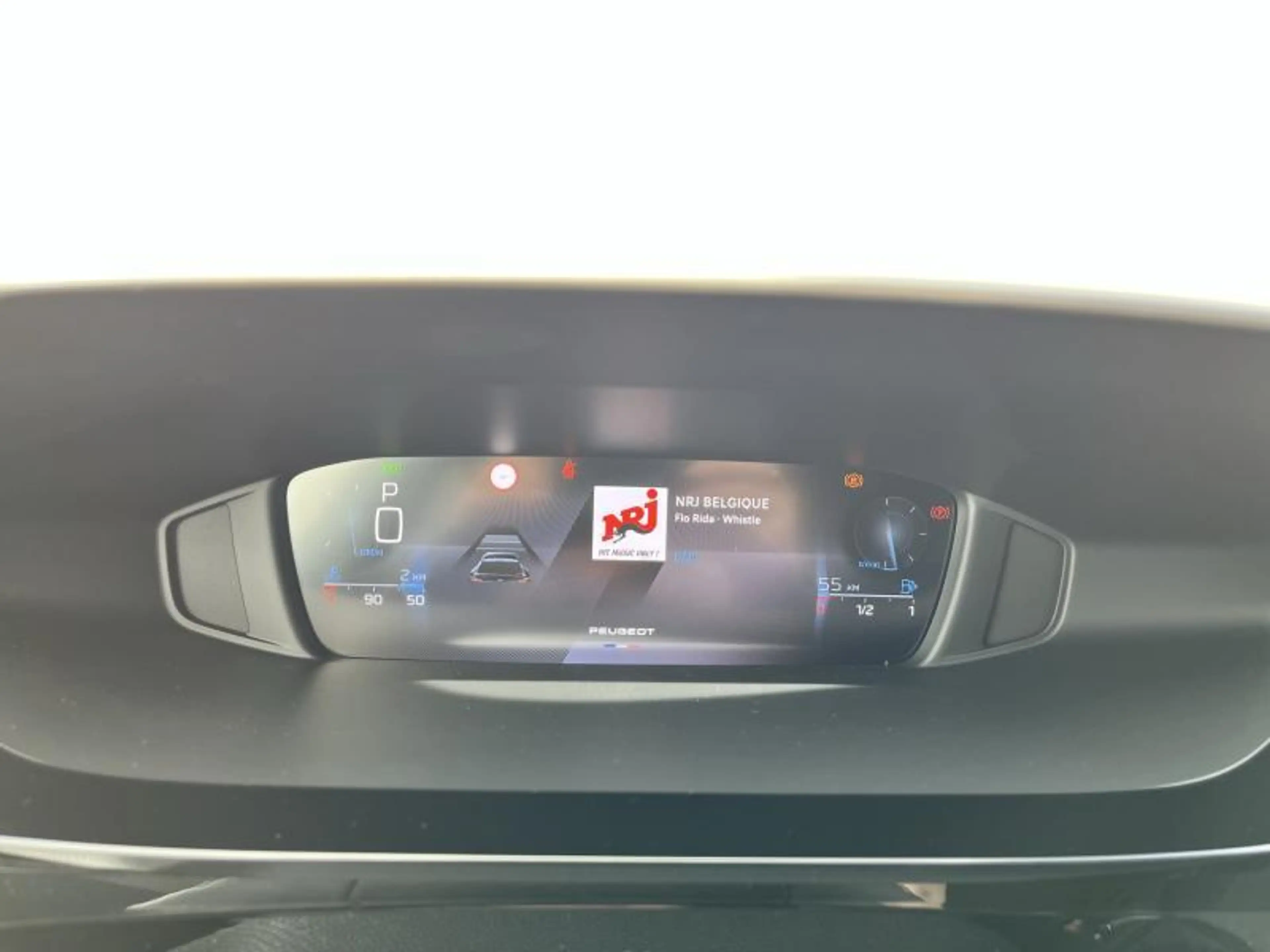 Peugeot 408 ALLURE PACK 1.2 TURBO 130 EAT8 — photo 13