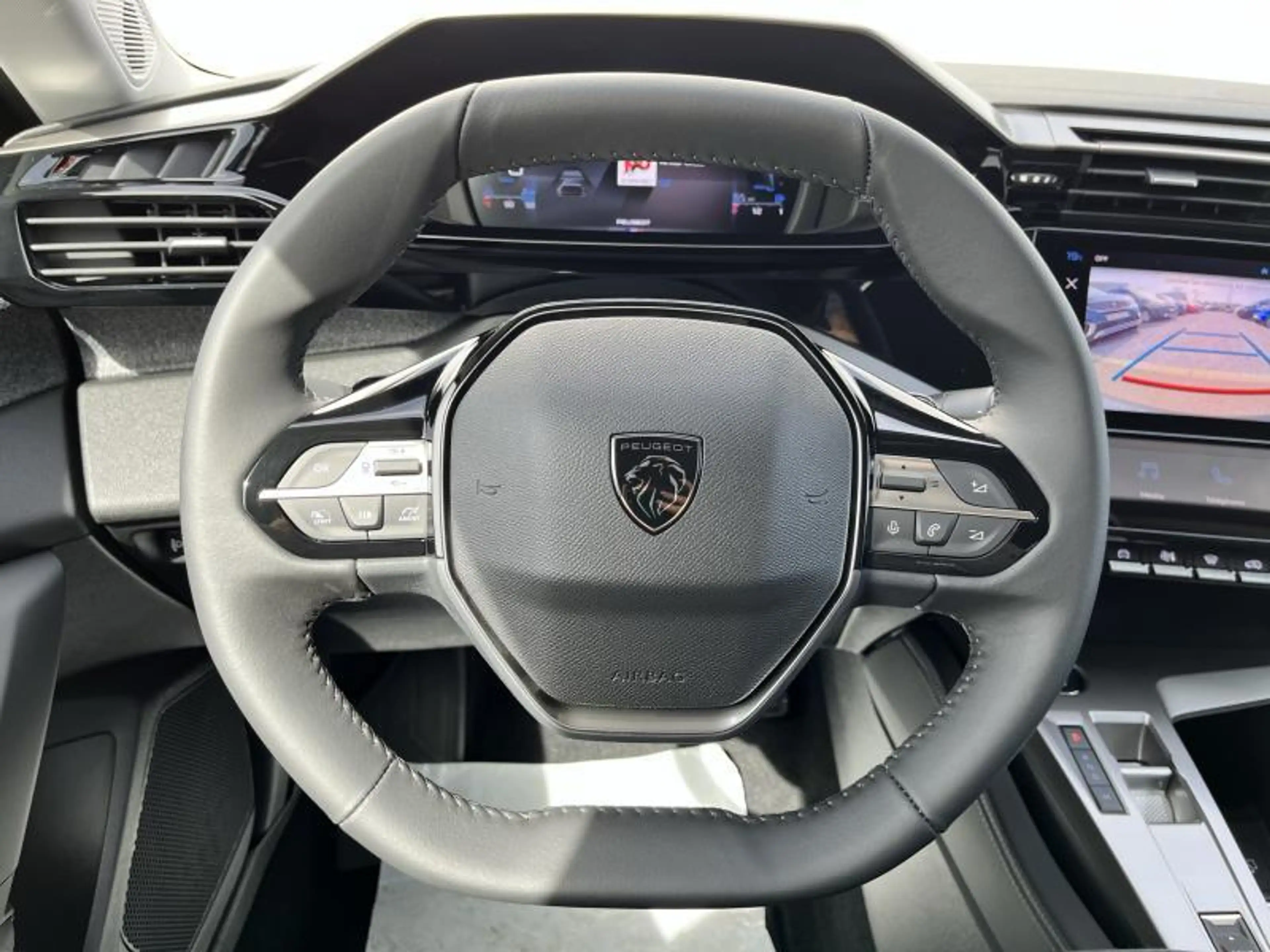Peugeot 408 ALLURE PACK 1.2 TURBO 130 EAT8 — photo 15