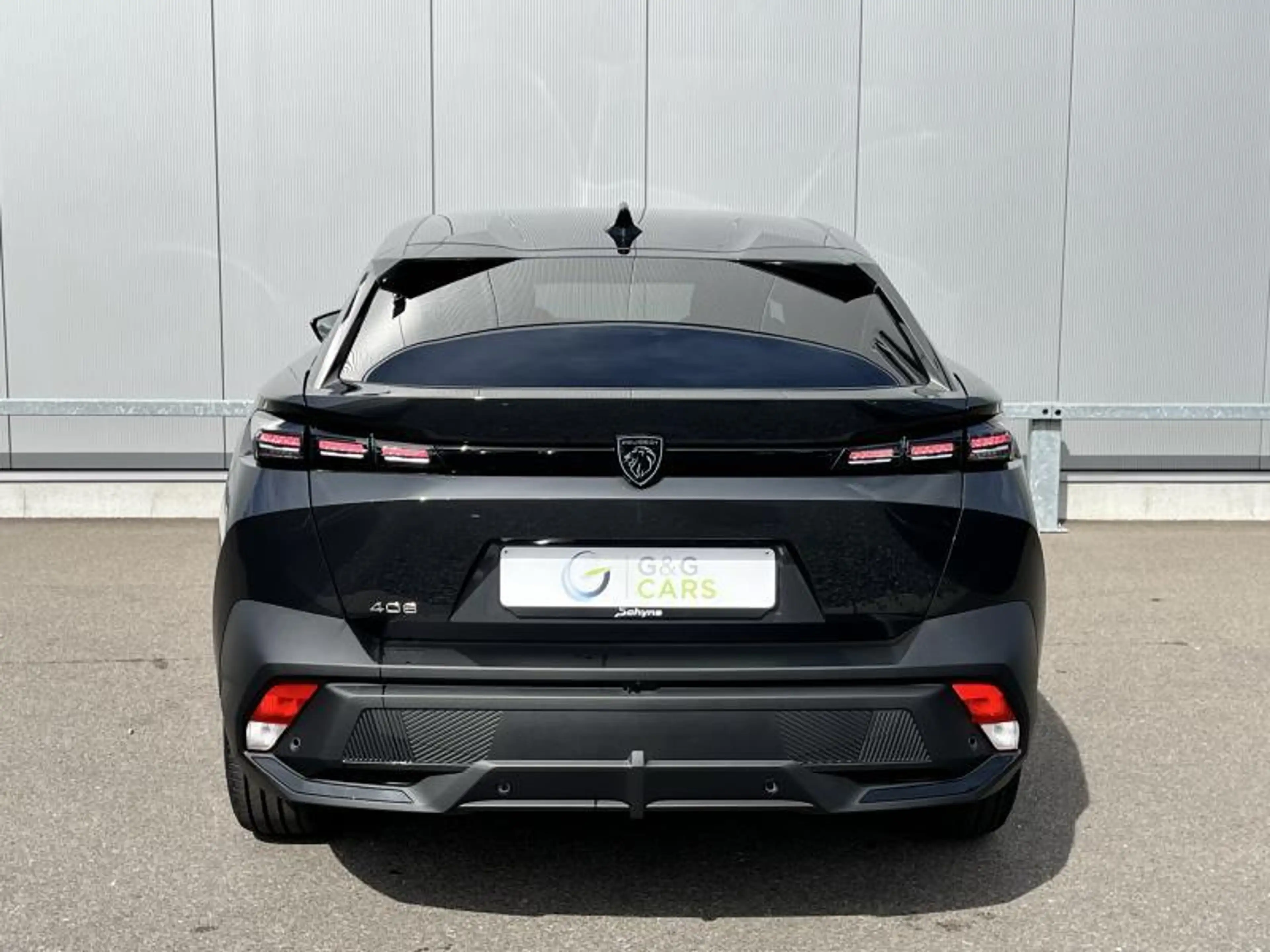 Peugeot 408 ALLURE PACK 1.2 TURBO 130 EAT8 — photo 8