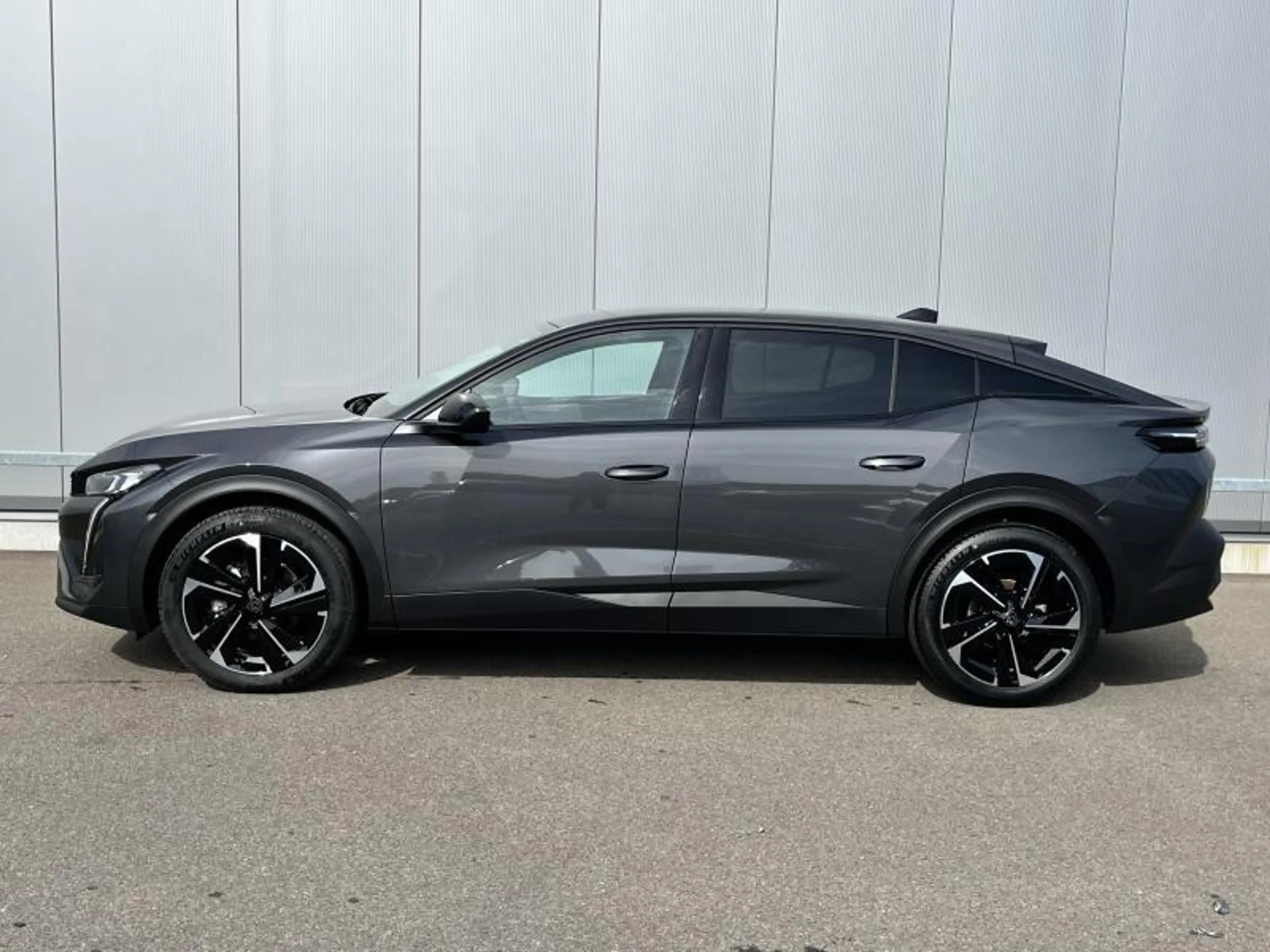 Peugeot 408 ALLURE PACK 1.2 TURBO 130 EAT8 — photo 6