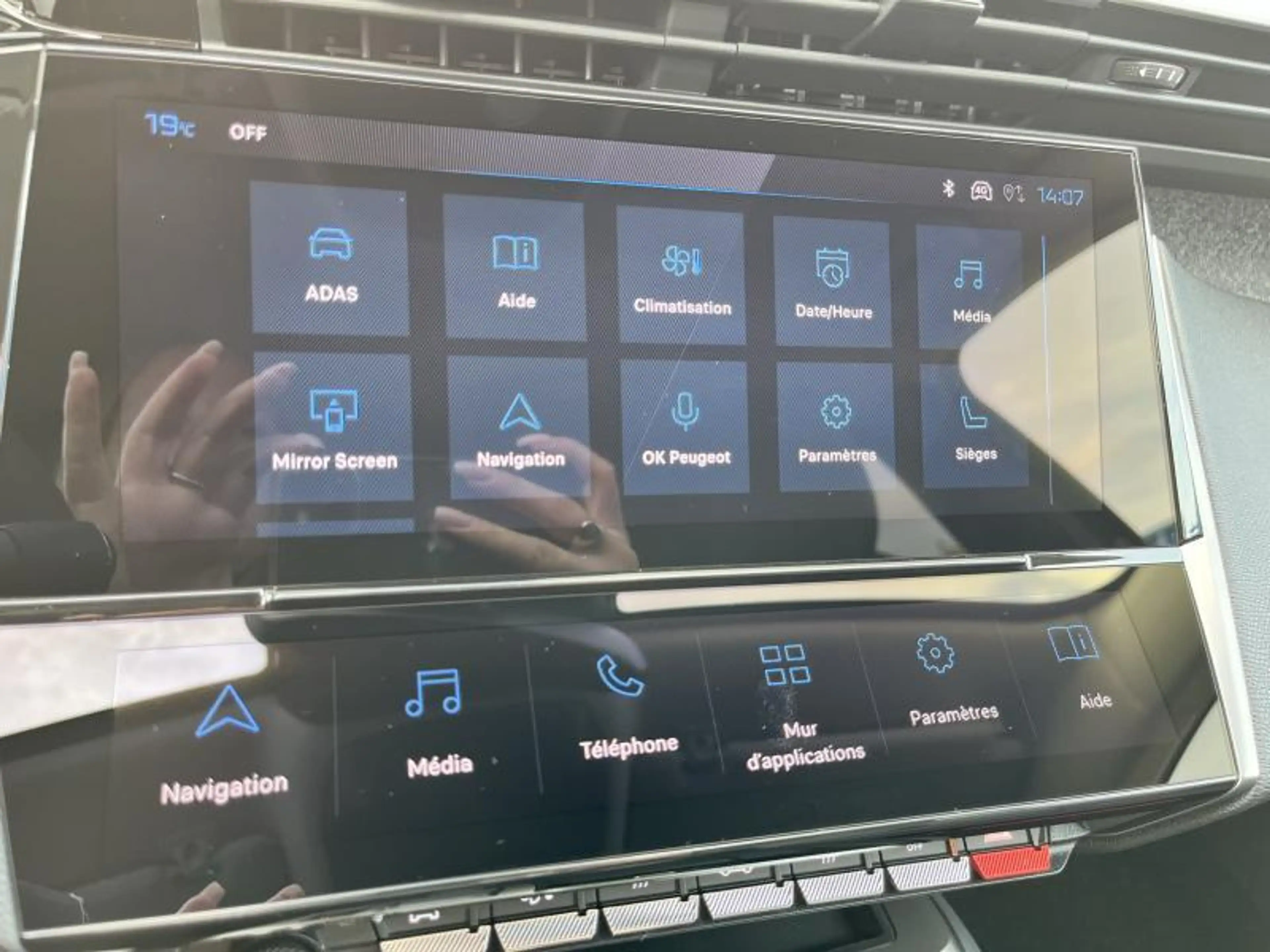 Peugeot 408 ALLURE PACK 1.2 TURBO 130 EAT8 — photo 14