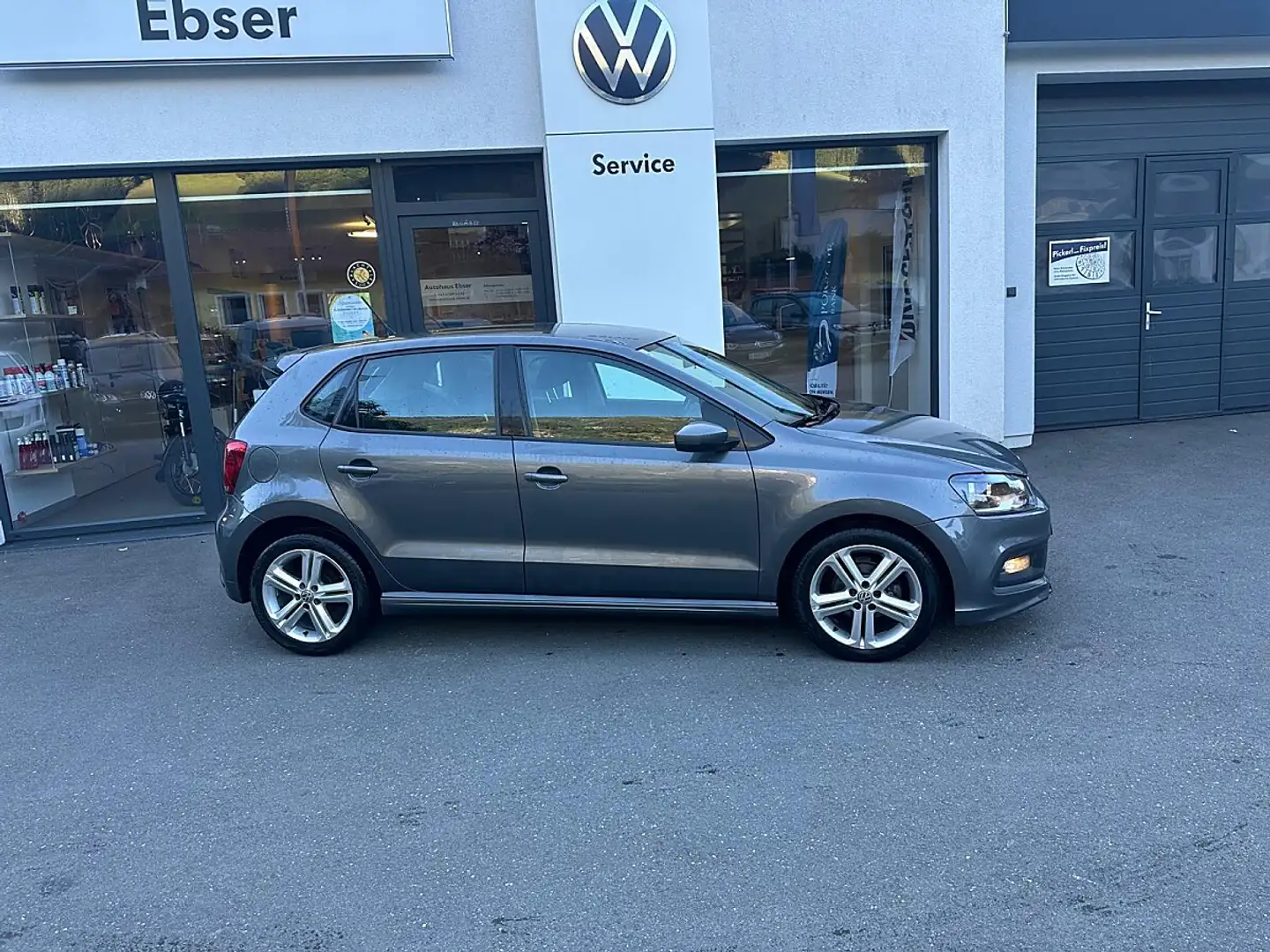 Volkswagen Polo 1.2 TDI 4Sports Silber - 2