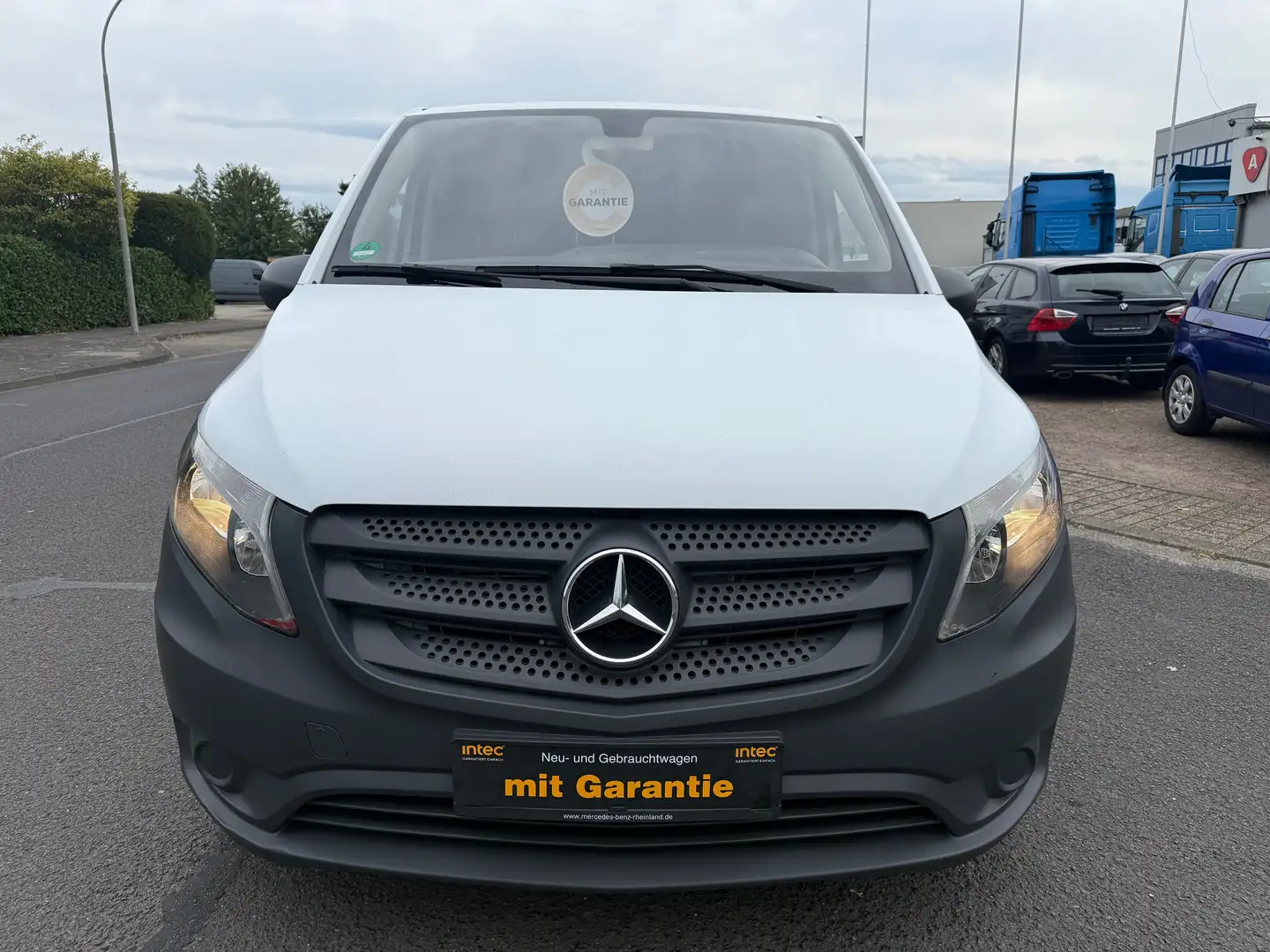 Mercedes-Benz Vito 119CDI 190PS Automatik Euro6 Weiß - 2