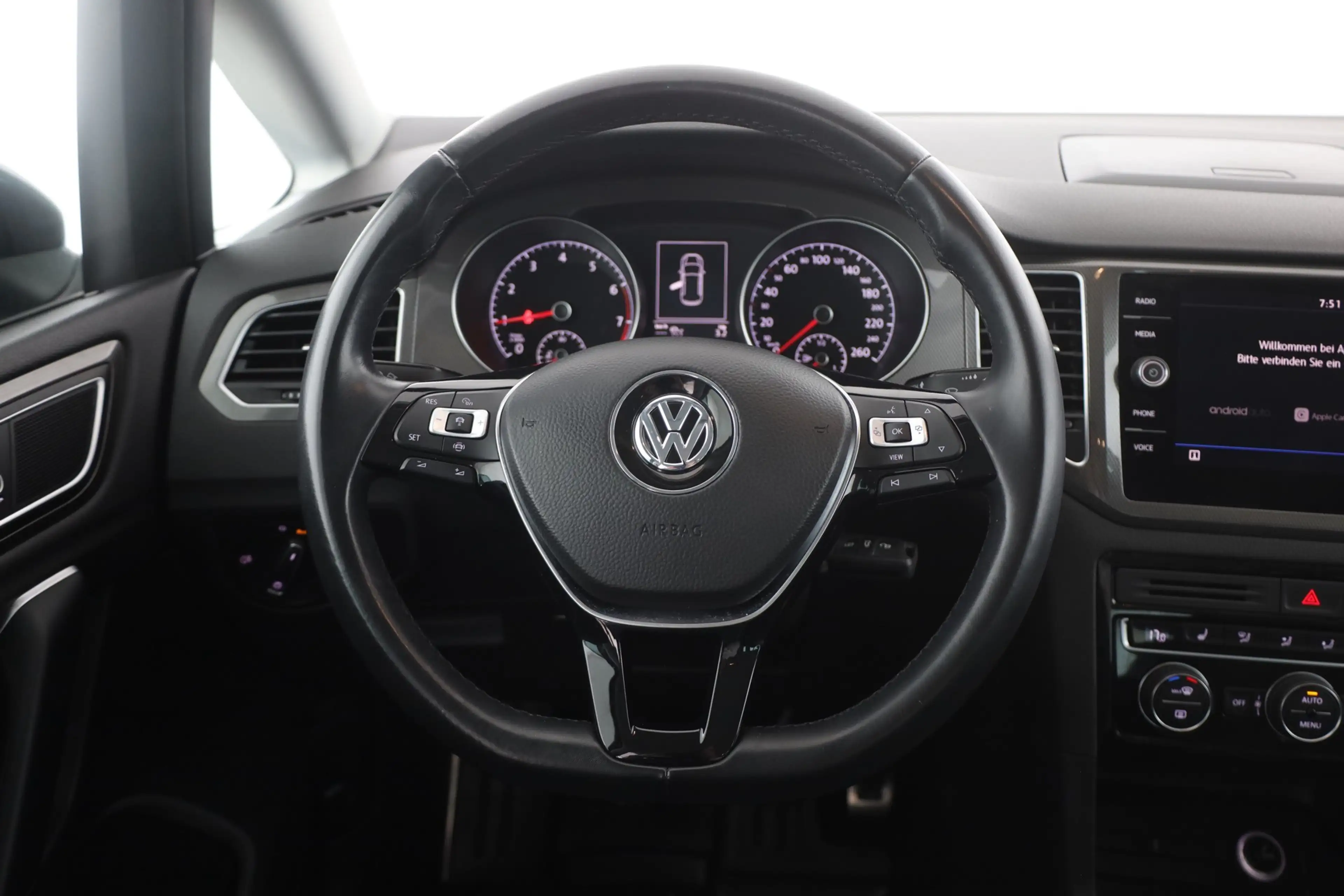 Volkswagen Golf Sportsvan 1.0 TSI IQ.DRIVE Kamera ACC — photo 15