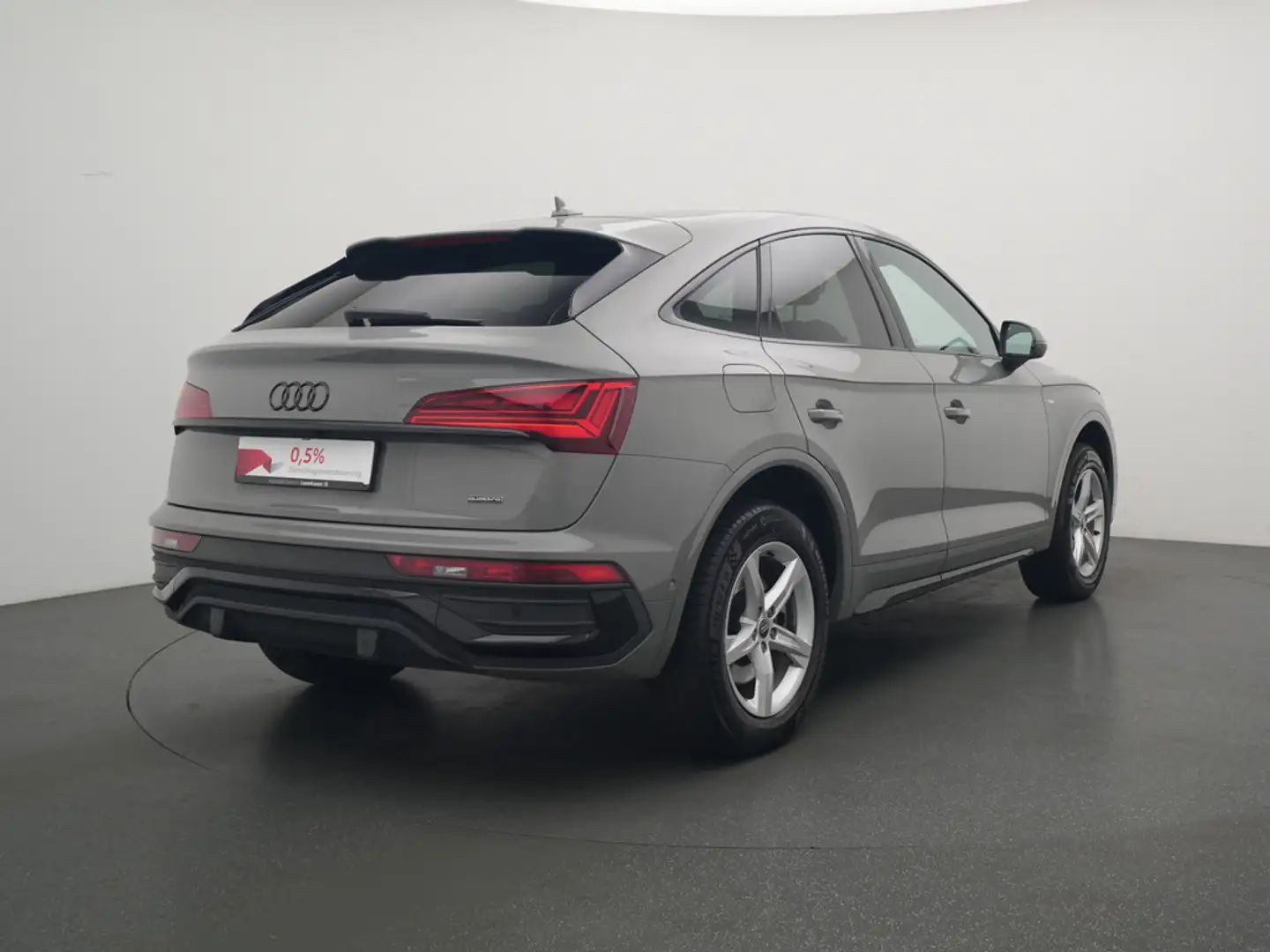 Audi Q5 Sportback e quattro S line PANO MATRIX LED Grau - 2