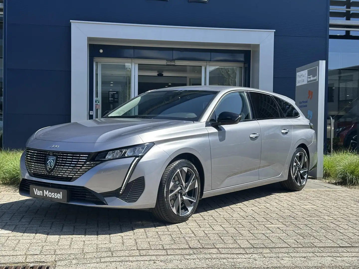 Peugeot 308 SW Hybrid 145 e-DCS6 Allure Voorraad l 360 Vision Grau - 2