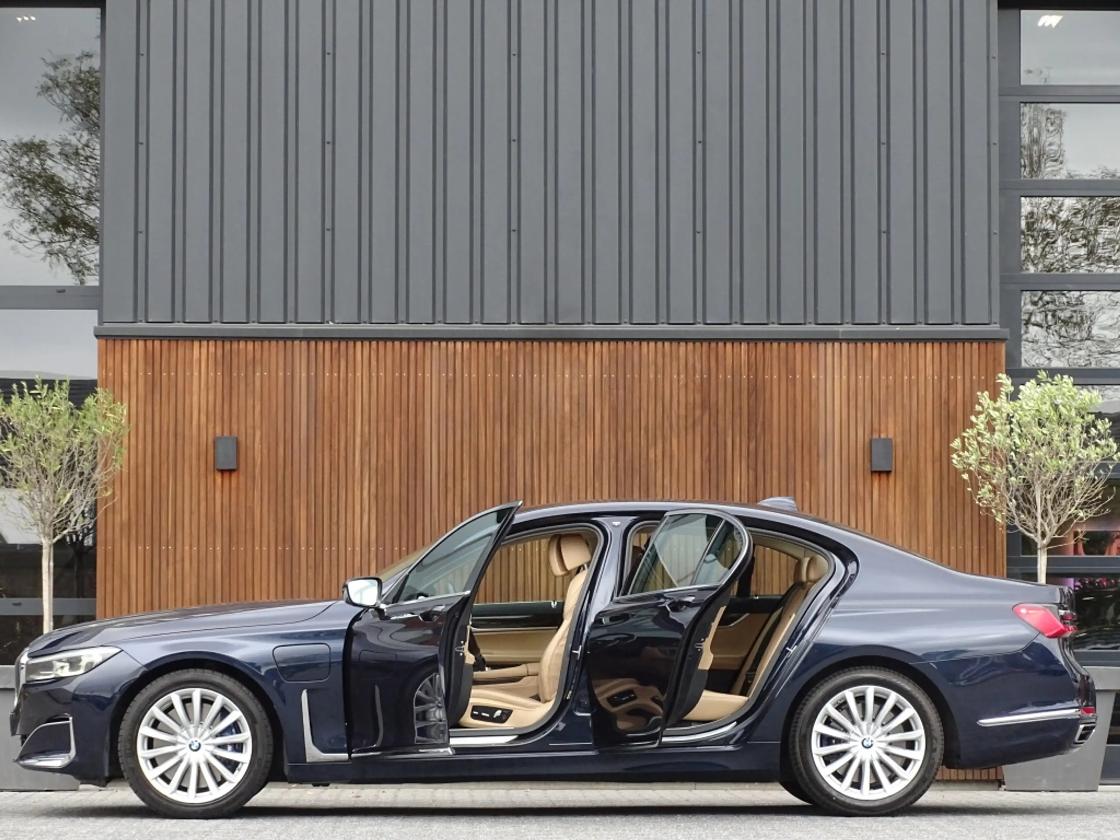BMW 745 7-serie 745e 394PK / M-Individual / ACC / Softclos — photo 6
