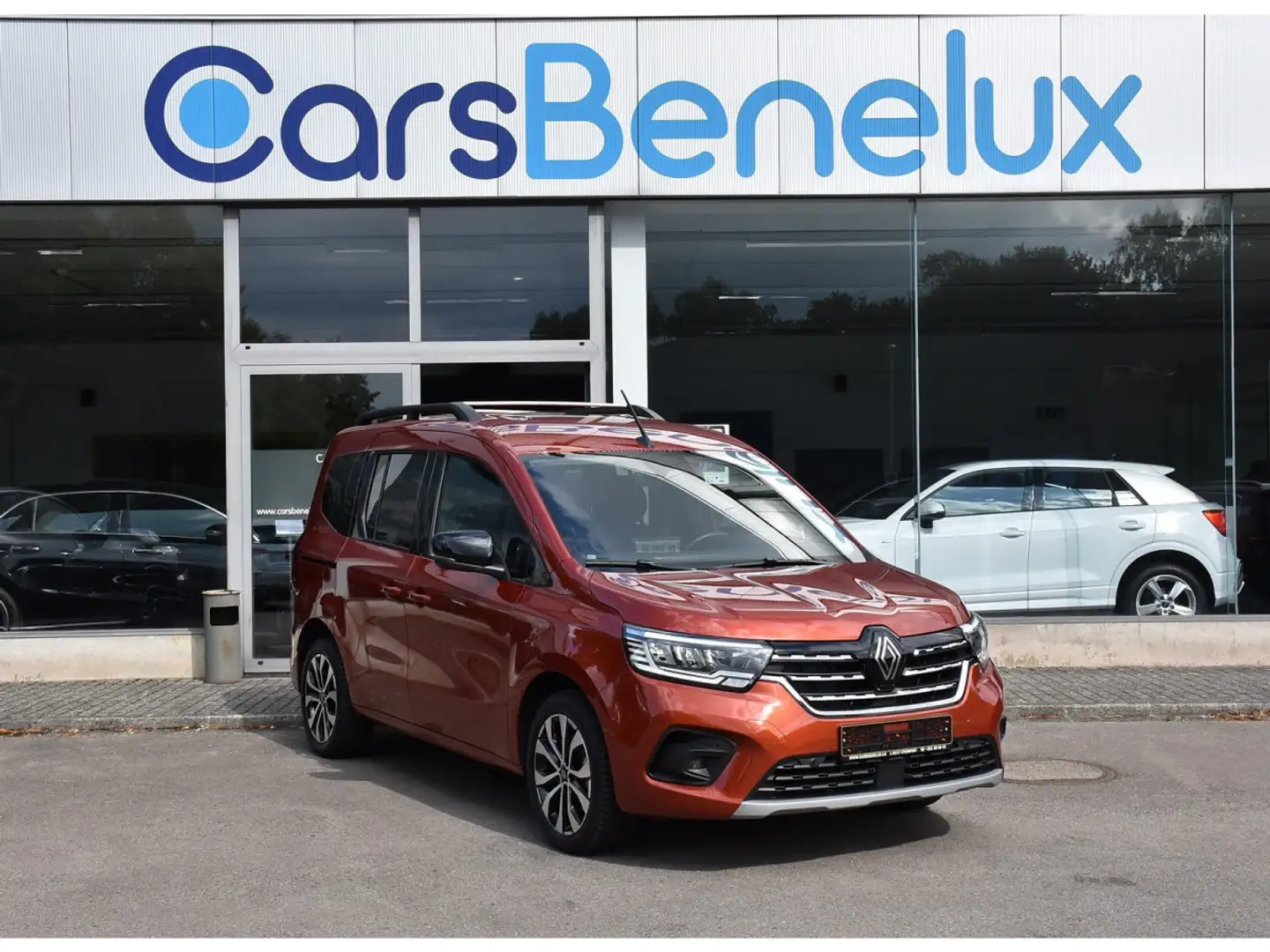 Renault Kangoo 1.3 TCE Techno EDC SG CHFF GPS CAM PARK SIDE 1° M. Оранжевий - 1