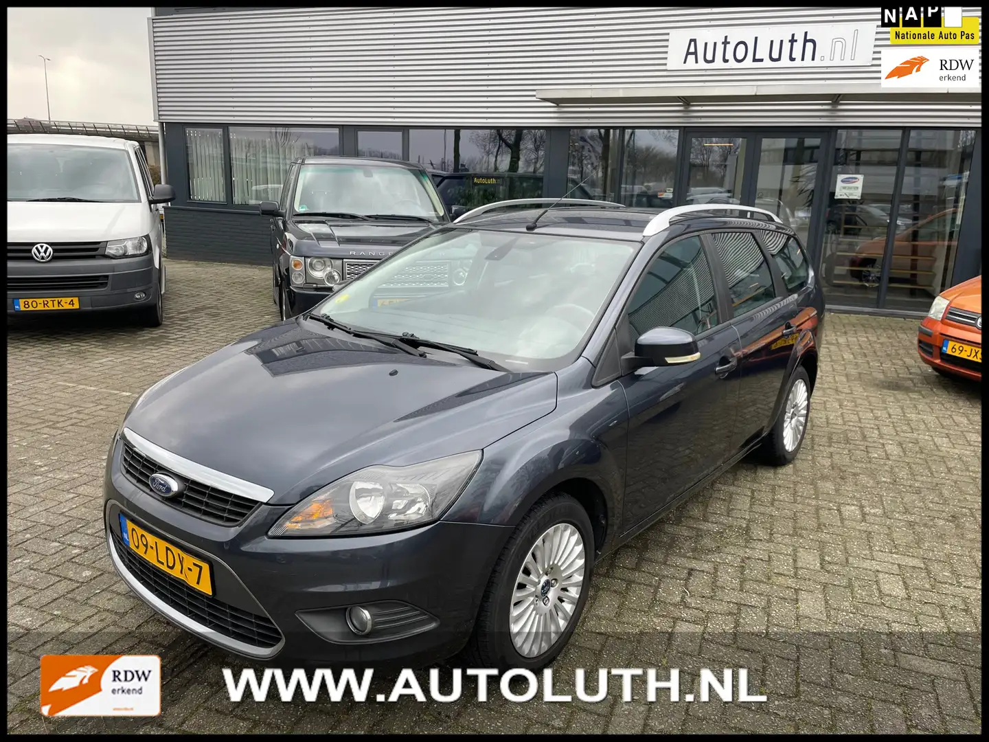 Ford Focus Wagon 1.8 Limited Gris - 1
