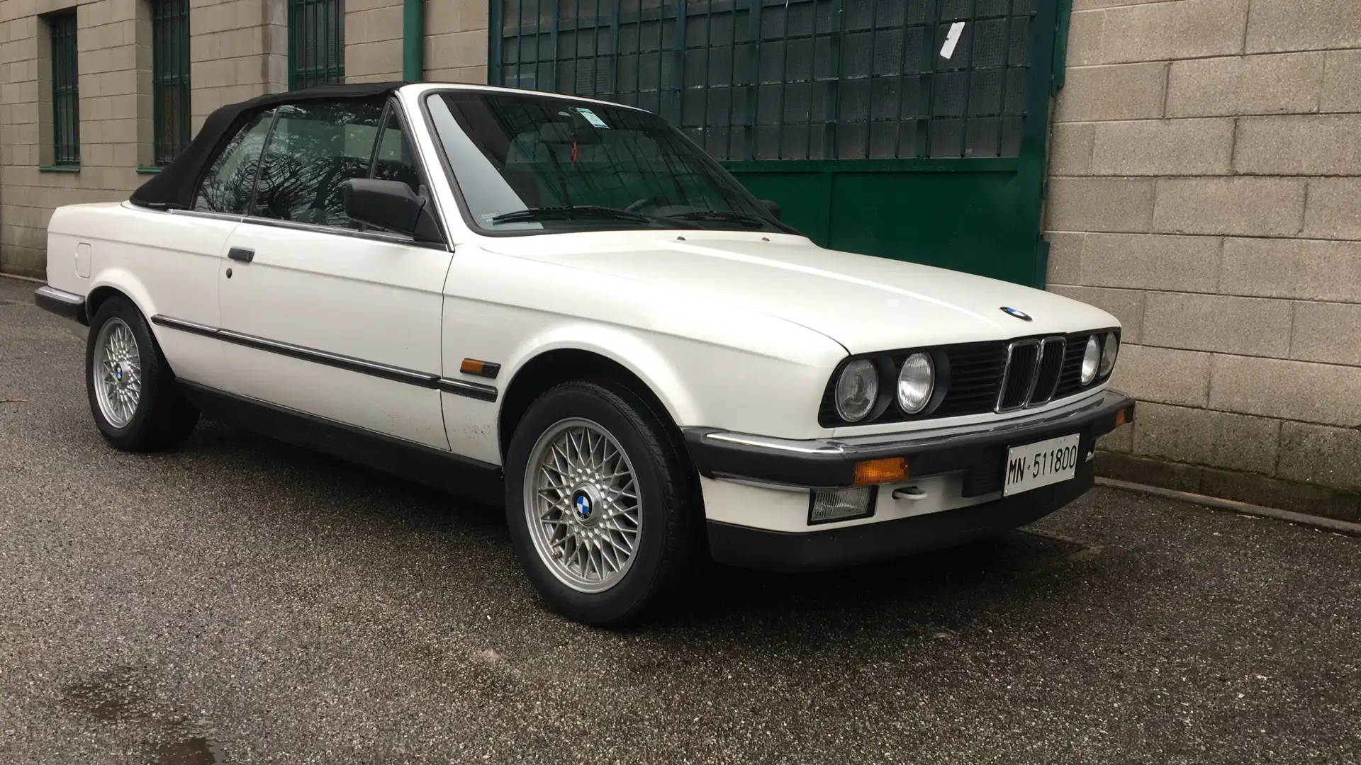 BMW 320 320i Cabrio Bianco - 1