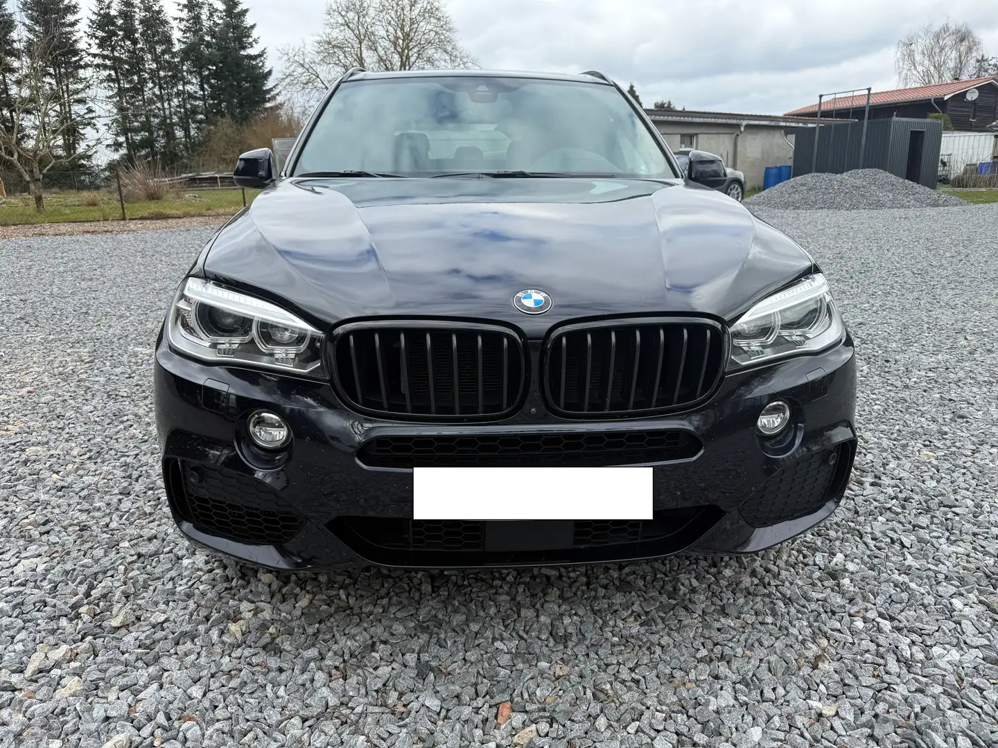 BMW X5 xDrive 50 i M Noir - 2