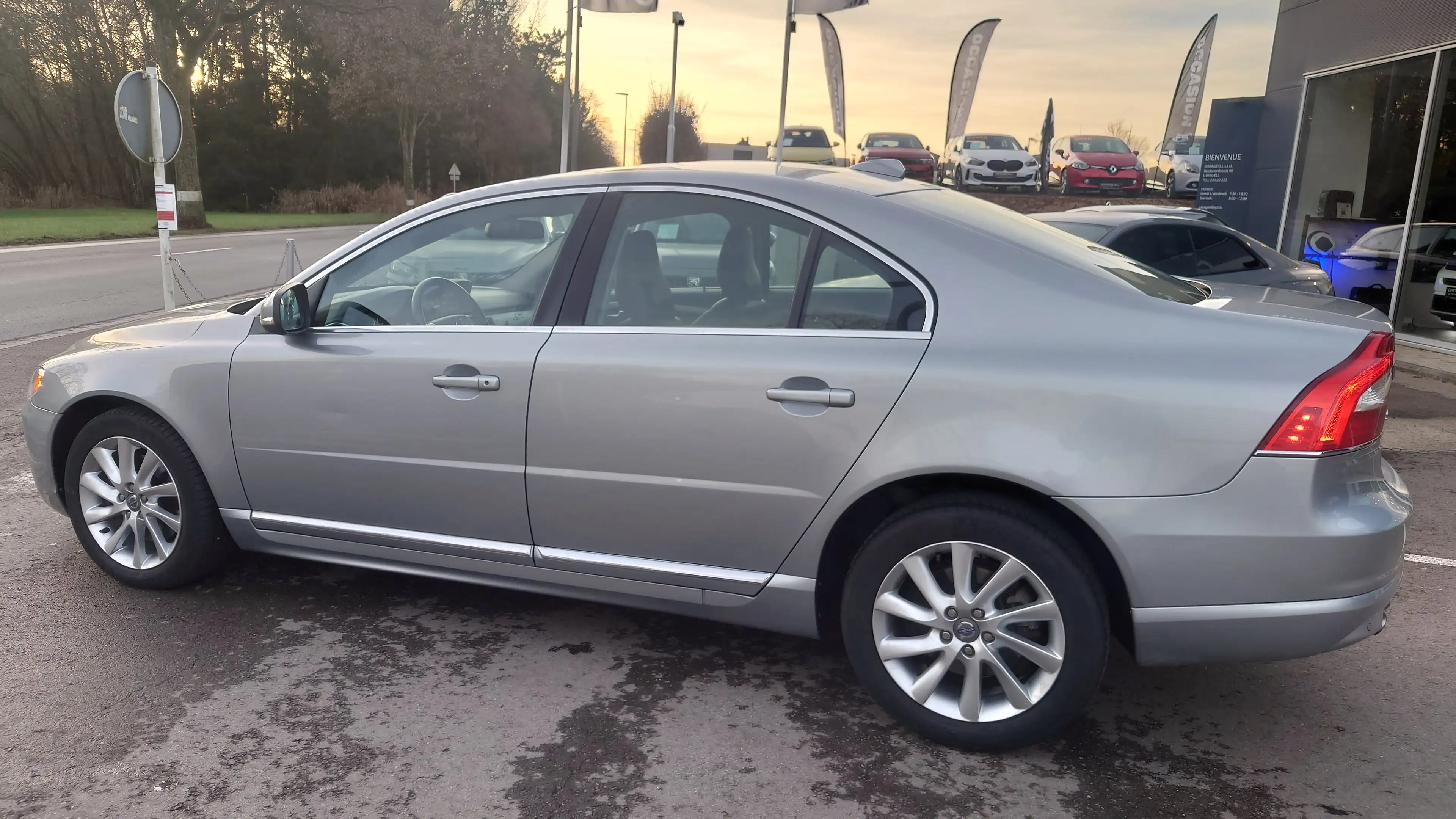 Volvo S80 T5 Momentum — photo 3