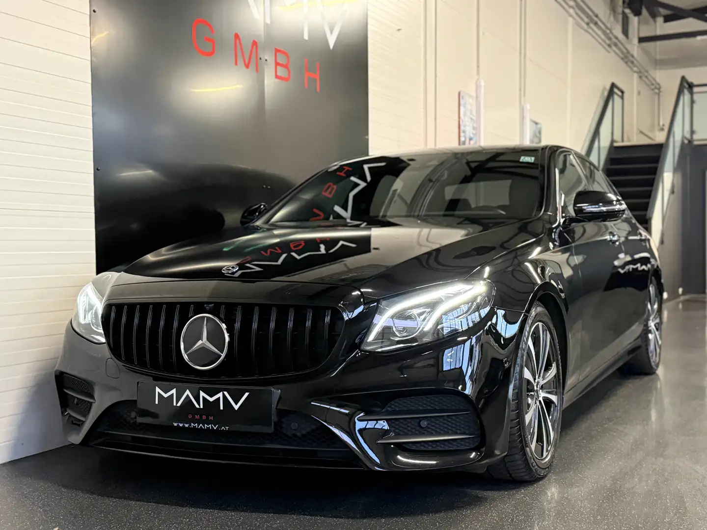 Mercedes-Benz E 400 E 400d 4Matic LIMO AMG Paket Tausch mgl. Schwarz - 1
