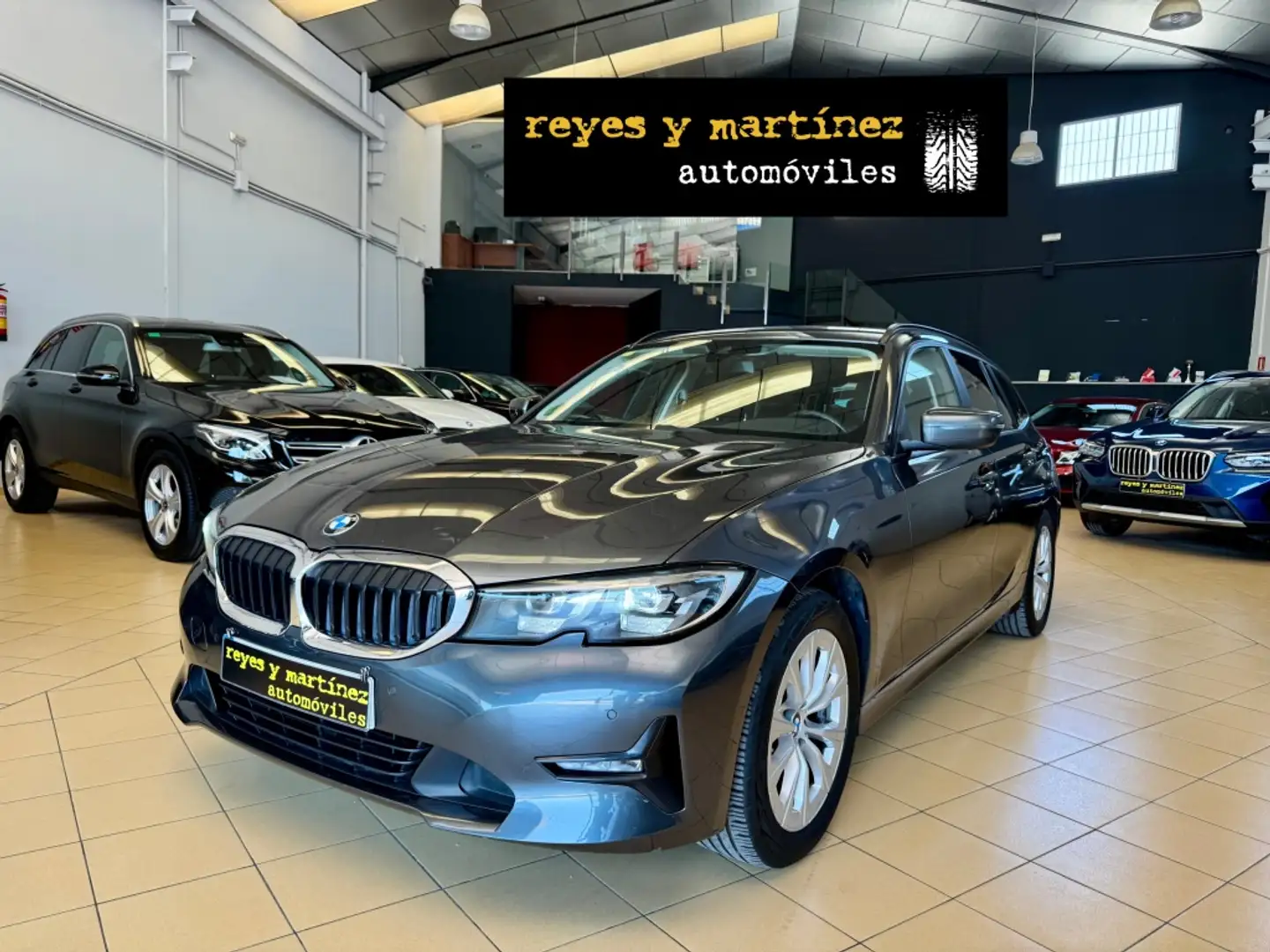 BMW 318 318dA Touring Gris - 1