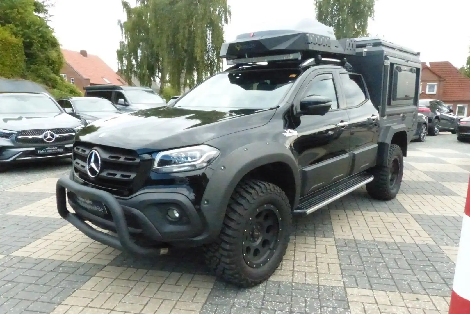 Mercedes-Benz X 350 d 4Matic Doppelkabine CRAWLER CMP 190 Schwarz - 1