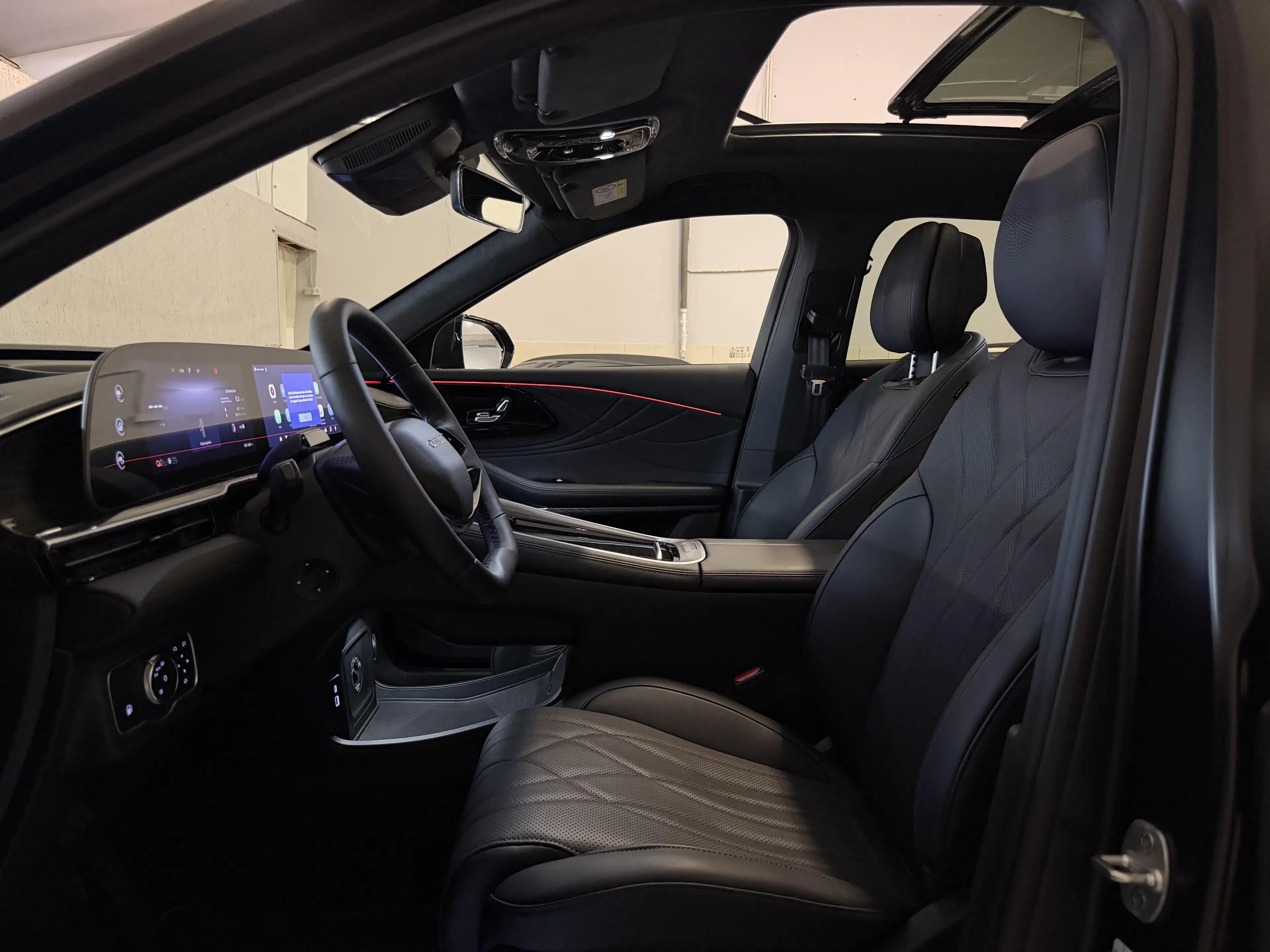 Omoda 9 SHS AWD PHEV Premium Black Edition — photo 12